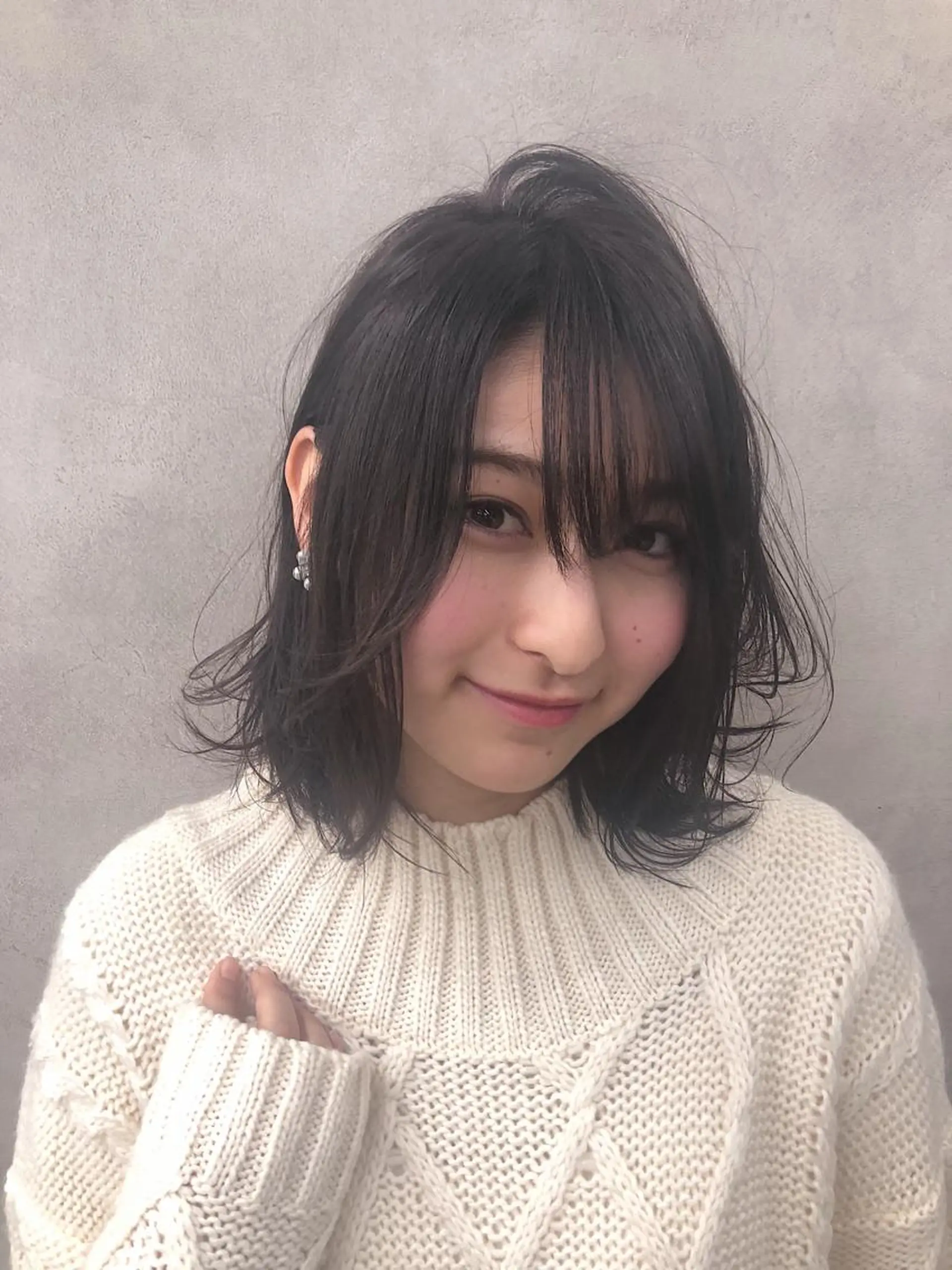 ミディアム カラー 柔らかbeige モトキのヘアスタイル