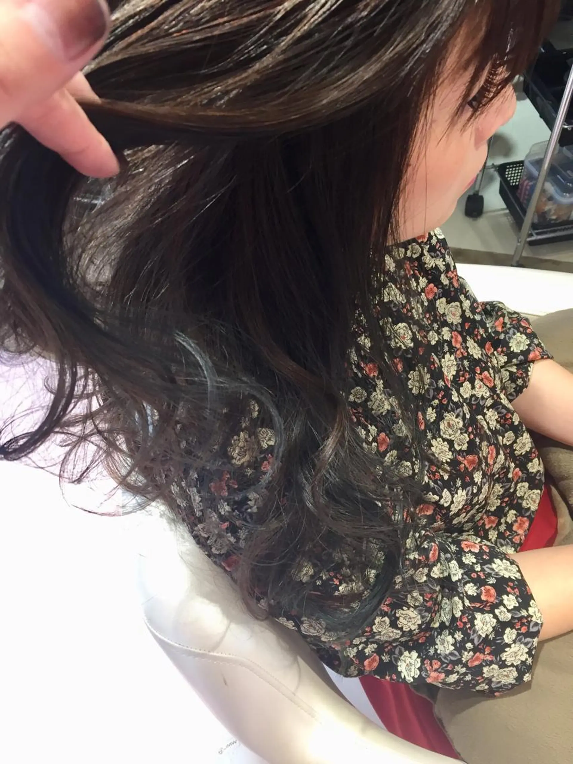 セミロング アッシュ カット ヘアカラー トリートメント 所渉/韓国レイヤー /ウルフカットのヘアスタイル