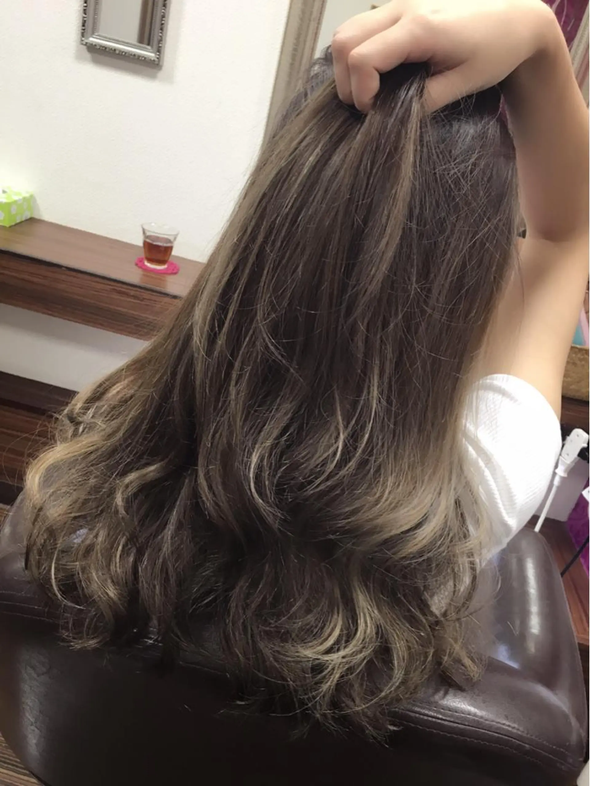 ショート ミディアム セミロング ロング カラー ハイライトカラー ハイライト 吉本 yoshimotoのヘアスタイル