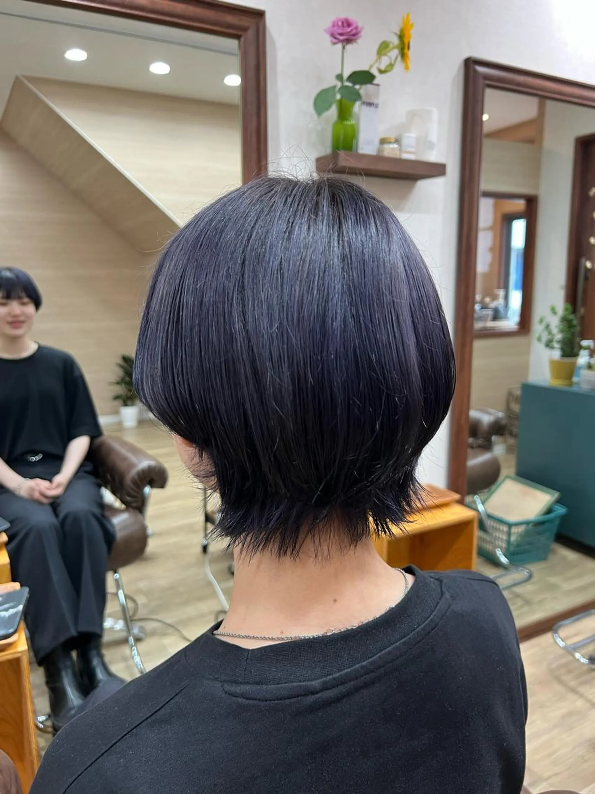 ショート カラー バイオレットカラー 🍇おぐら めぐみ🍇のヘアスタイル