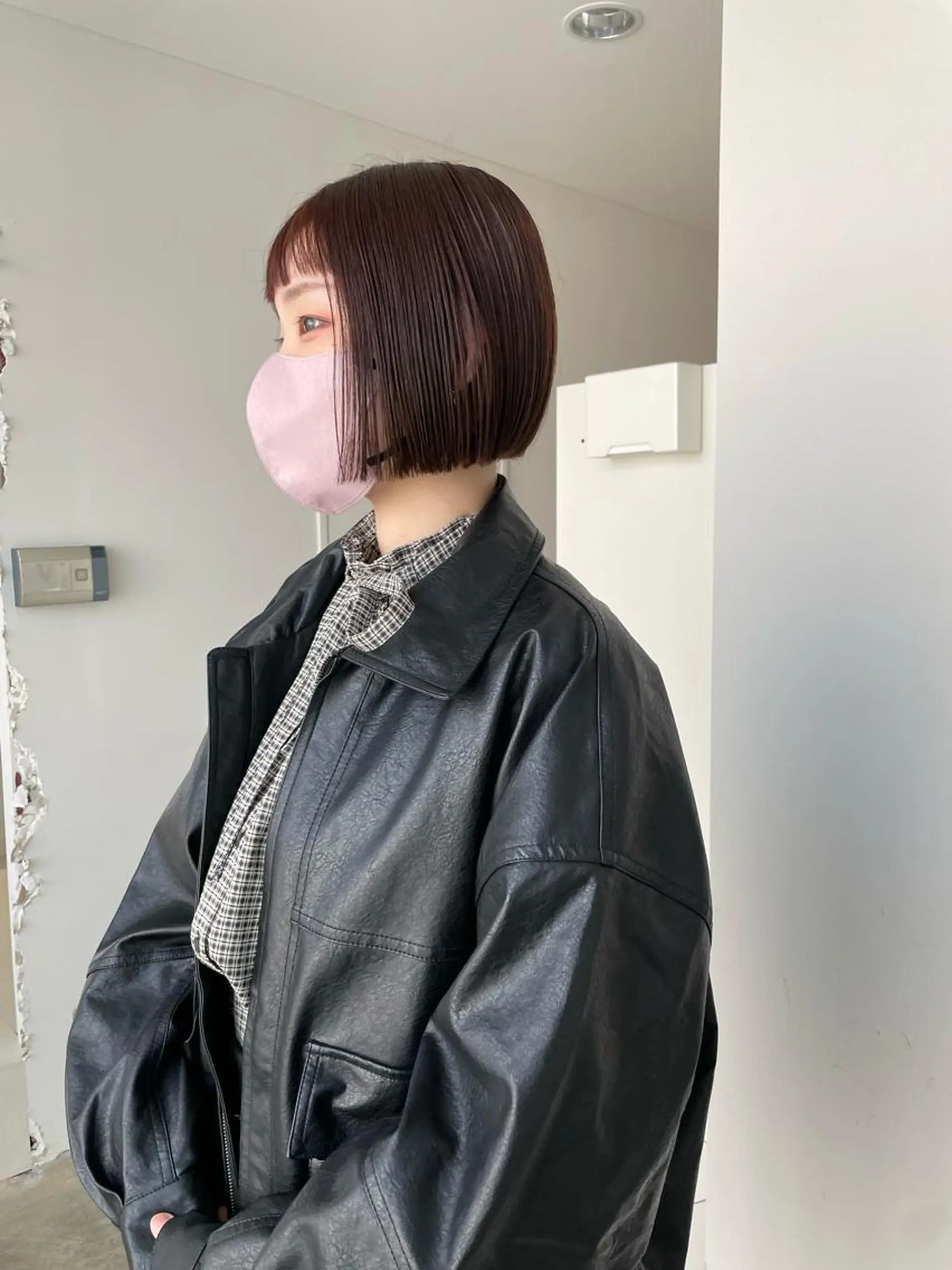 ショート カラー ボブ オン眉 カット ヘアカラー トリートメント 🔥ボブ／レイヤー／ shingoのヘアスタイル