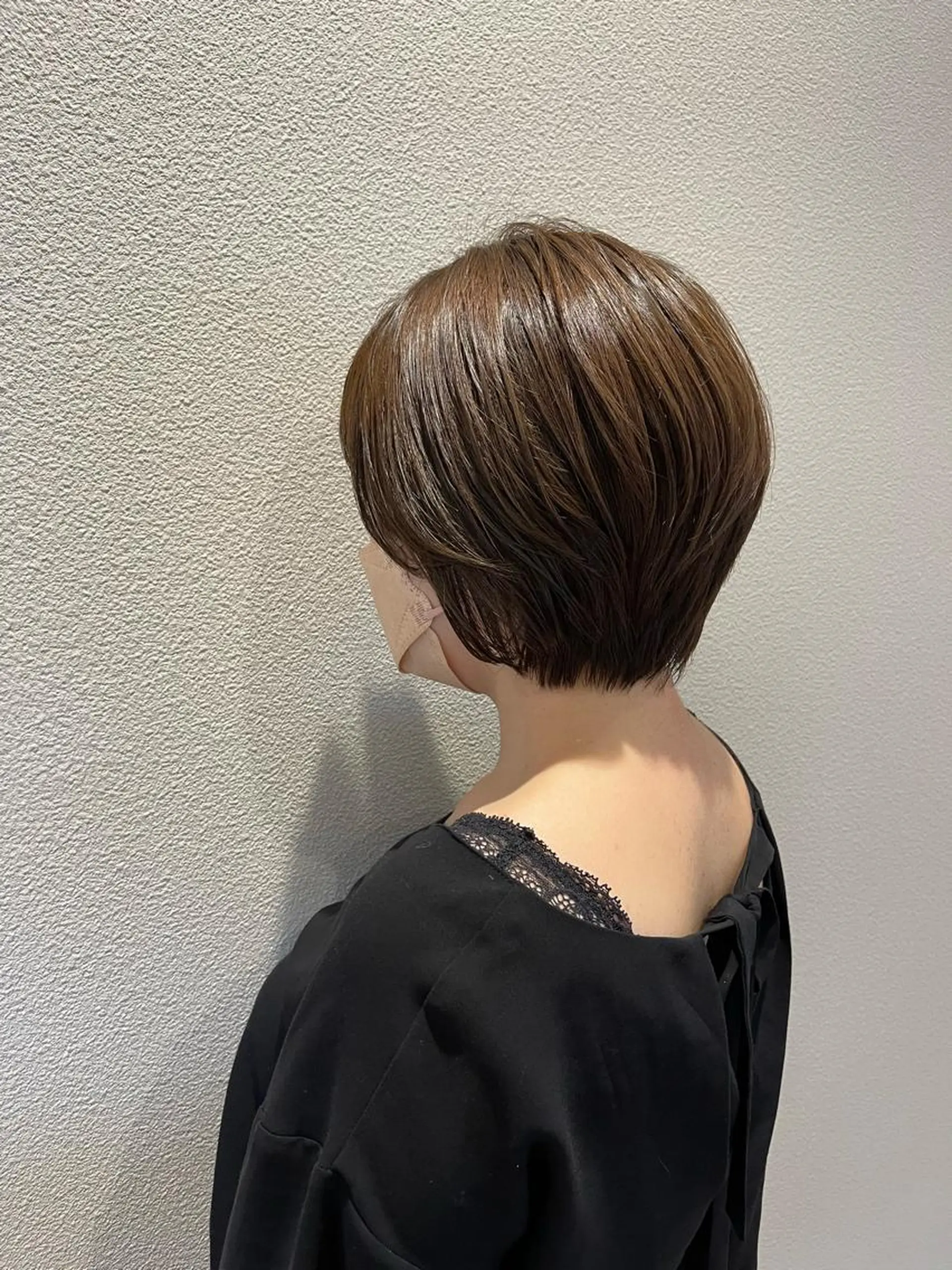 ショート KNOWHOW京都所属・トレンド/顔まわり/ レイヤー/グレージュのヘアスタイル