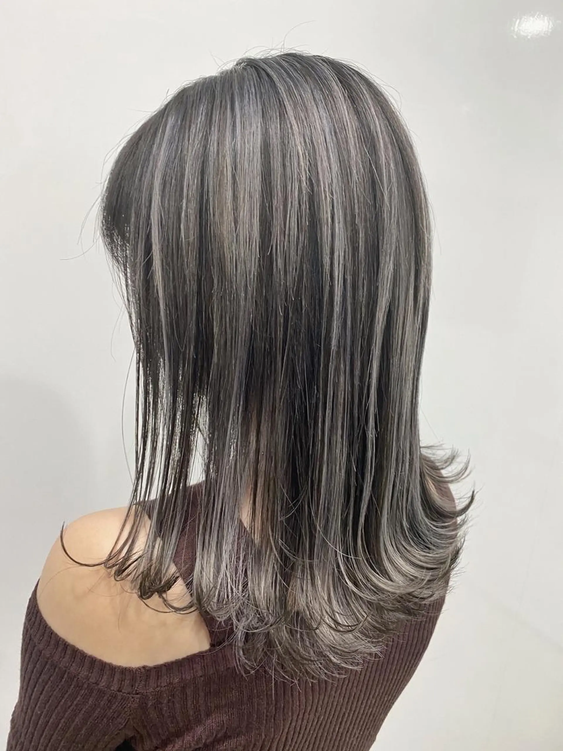 ミディアム カット ヘアカラー トリートメント ヘアセット 新宿/韓国レイヤー/ 顔周りカット松本美晴のヘアスタイル