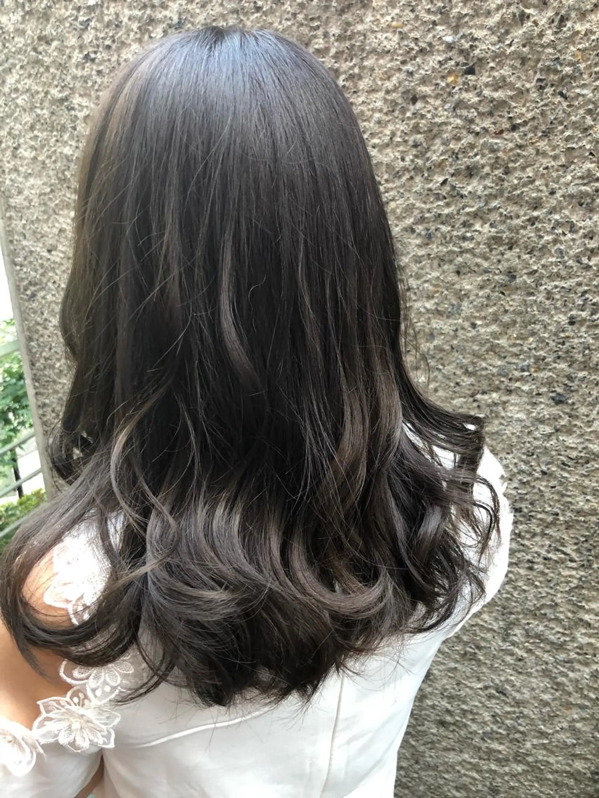 ロング カラー ヘアアレンジ ブリーチ グレージュ ブリーチなしカラー GO TODAY SHAiRE SALON所属・透明感カラー🤎 ゆりのヘアスタイル