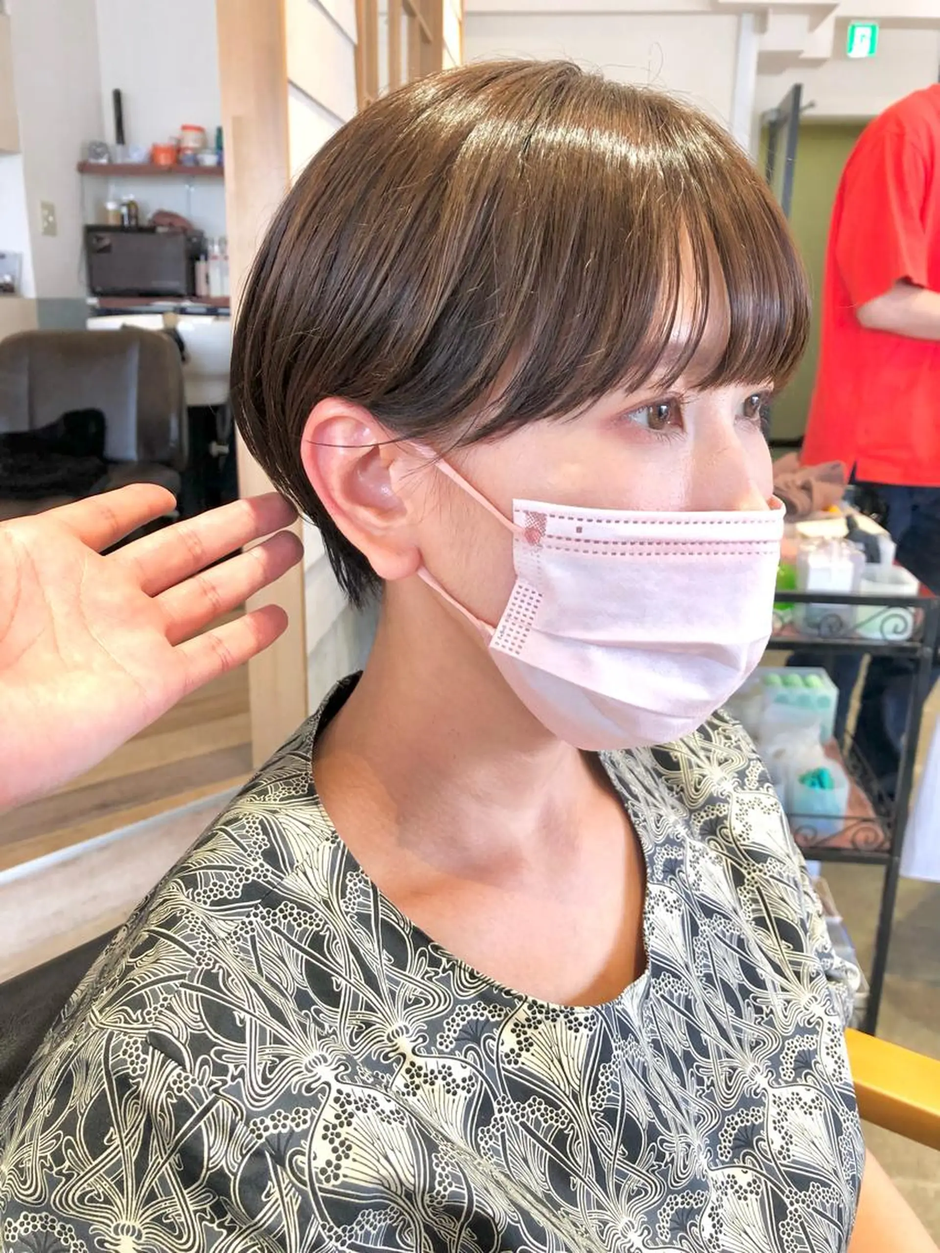 ショート カット ヘアカラー トリートメント La Bonheur hair reve 池袋西口所属・コテ巻き風パーマ /志村大成のヘアスタイル