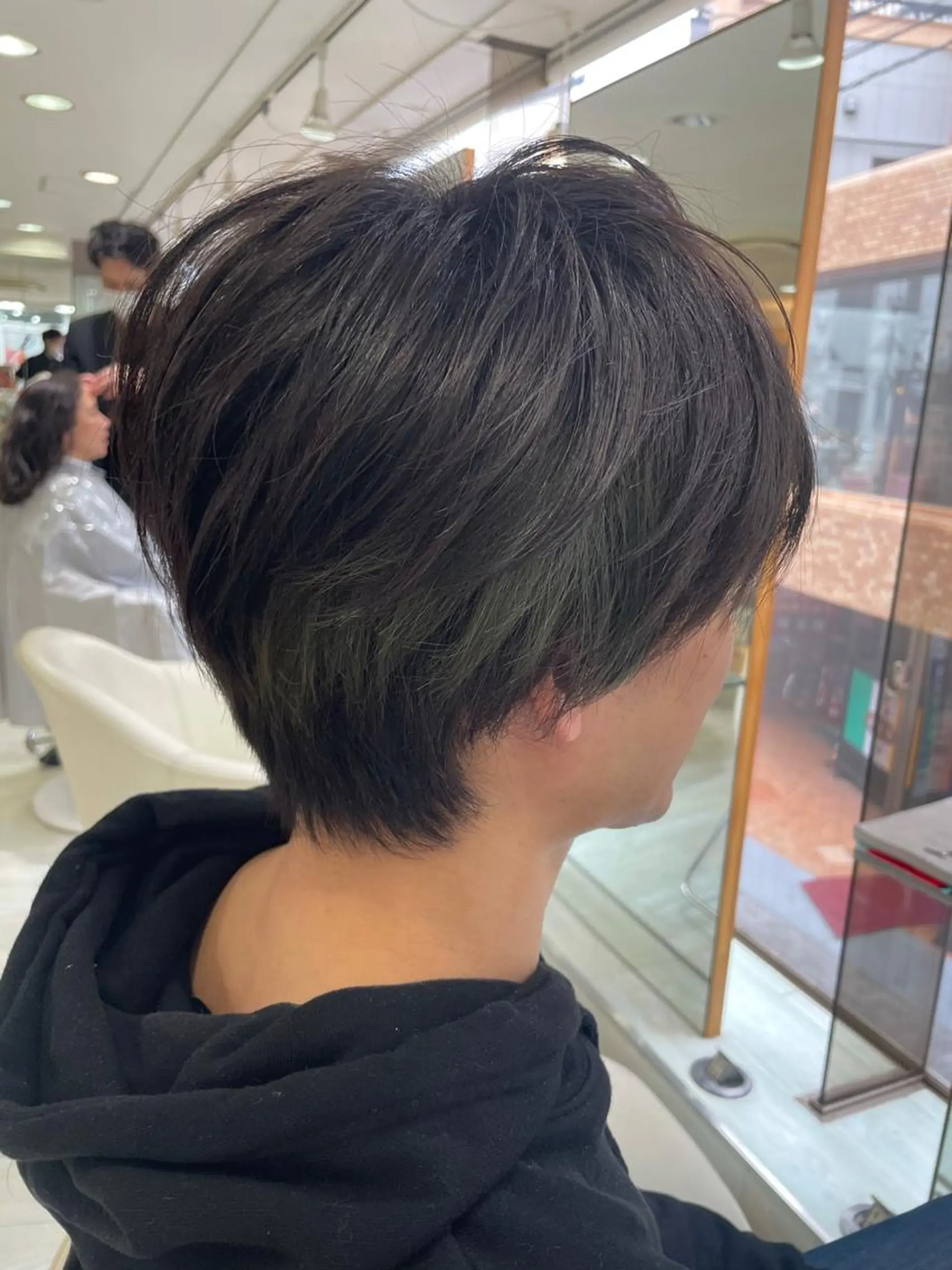 メンズ チーフデザイナー 西川凌史のヘアスタイル