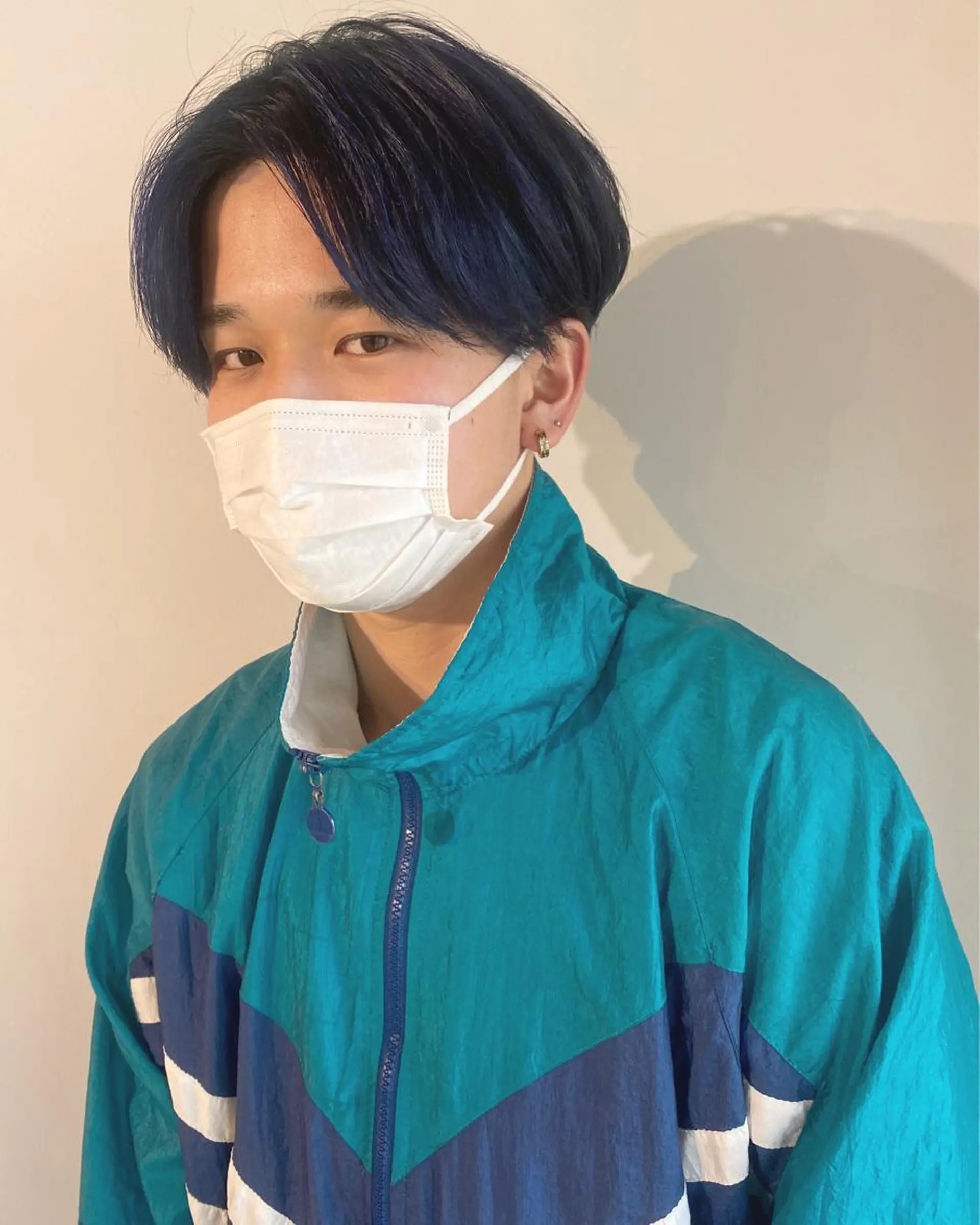 ショート カラー メンズ メンズブリーチ コンマヘア フェードカット メンズハイライト カルマパーマ カット ヘアカラー 🔹YUTA🔹 メンズパーマのヘアスタイル