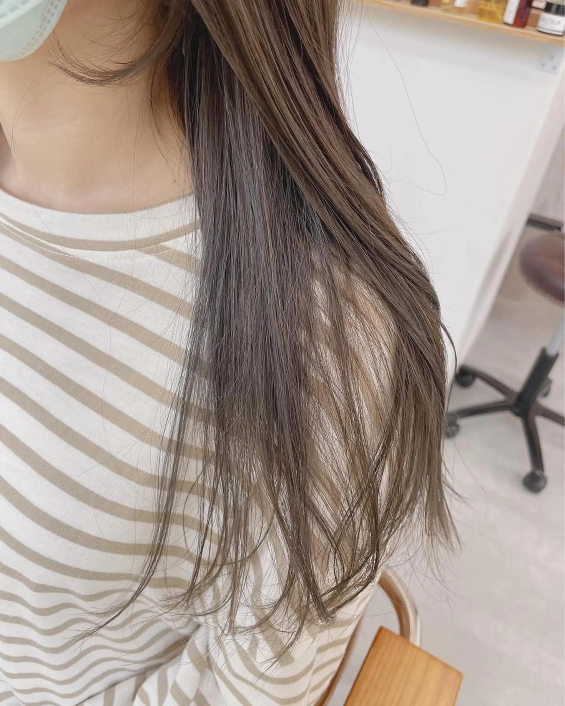 セミロング カラー インナーカラー milk所属・キノシタ マユのヘアスタイル