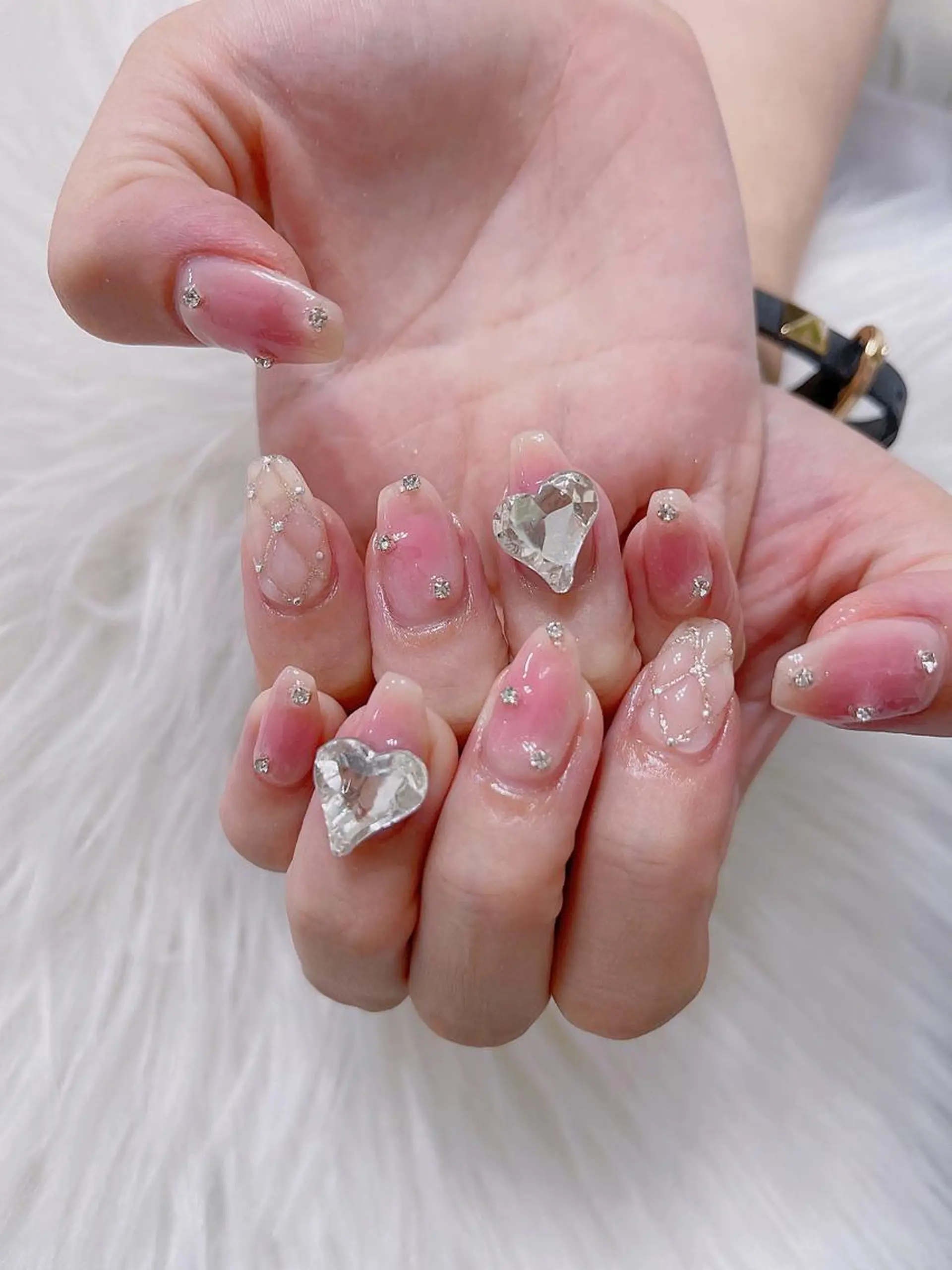 ネイル ハンドネイル 菲菲ネイルサロン所属・FF フィフィネイルサロンのネイルデザイン