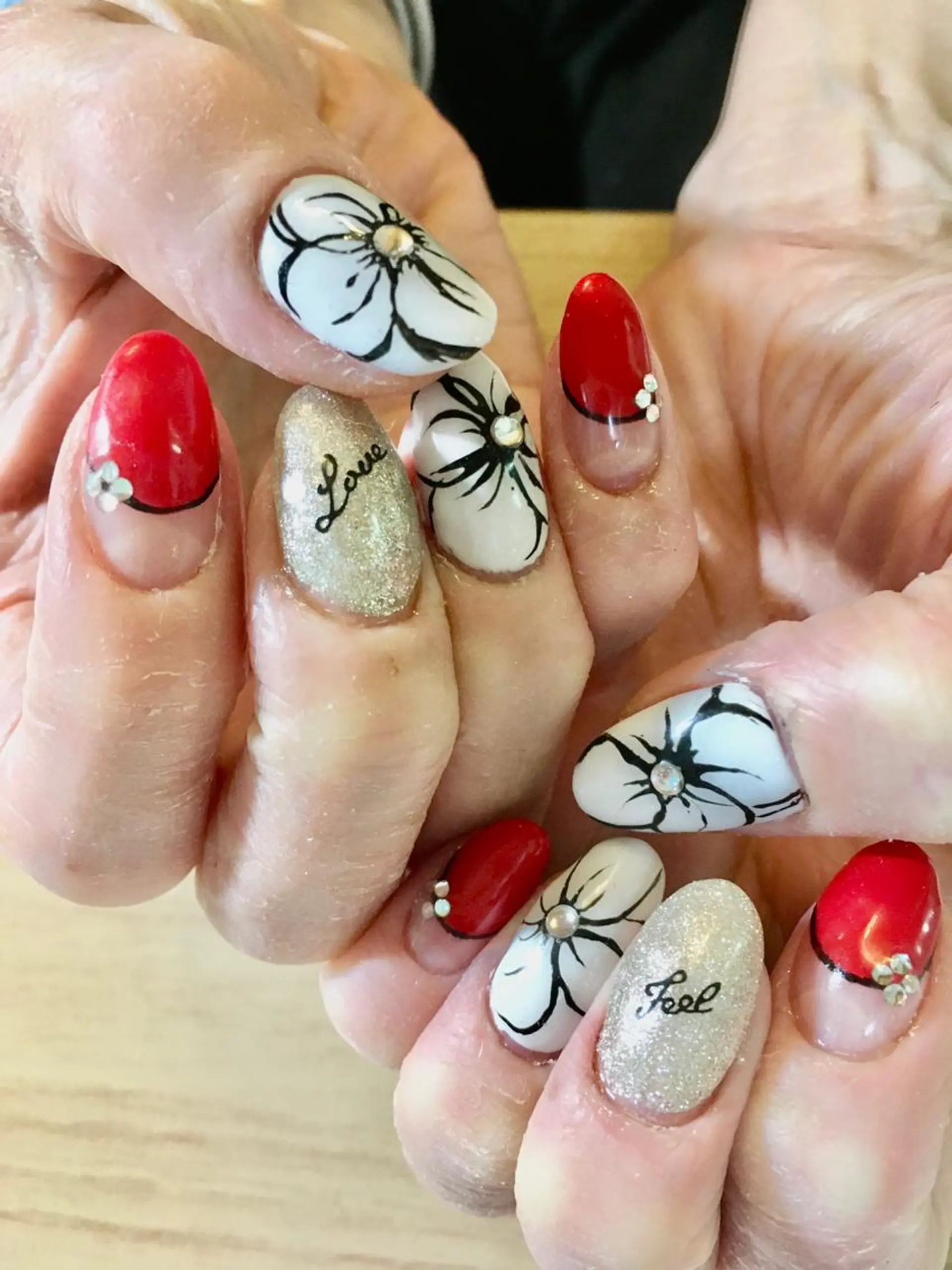 ネイル アートネイル 新宿ネイルサロン ジェミディローサ所属・新宿ネイルサロン ジェミディローサのネイルデザイン