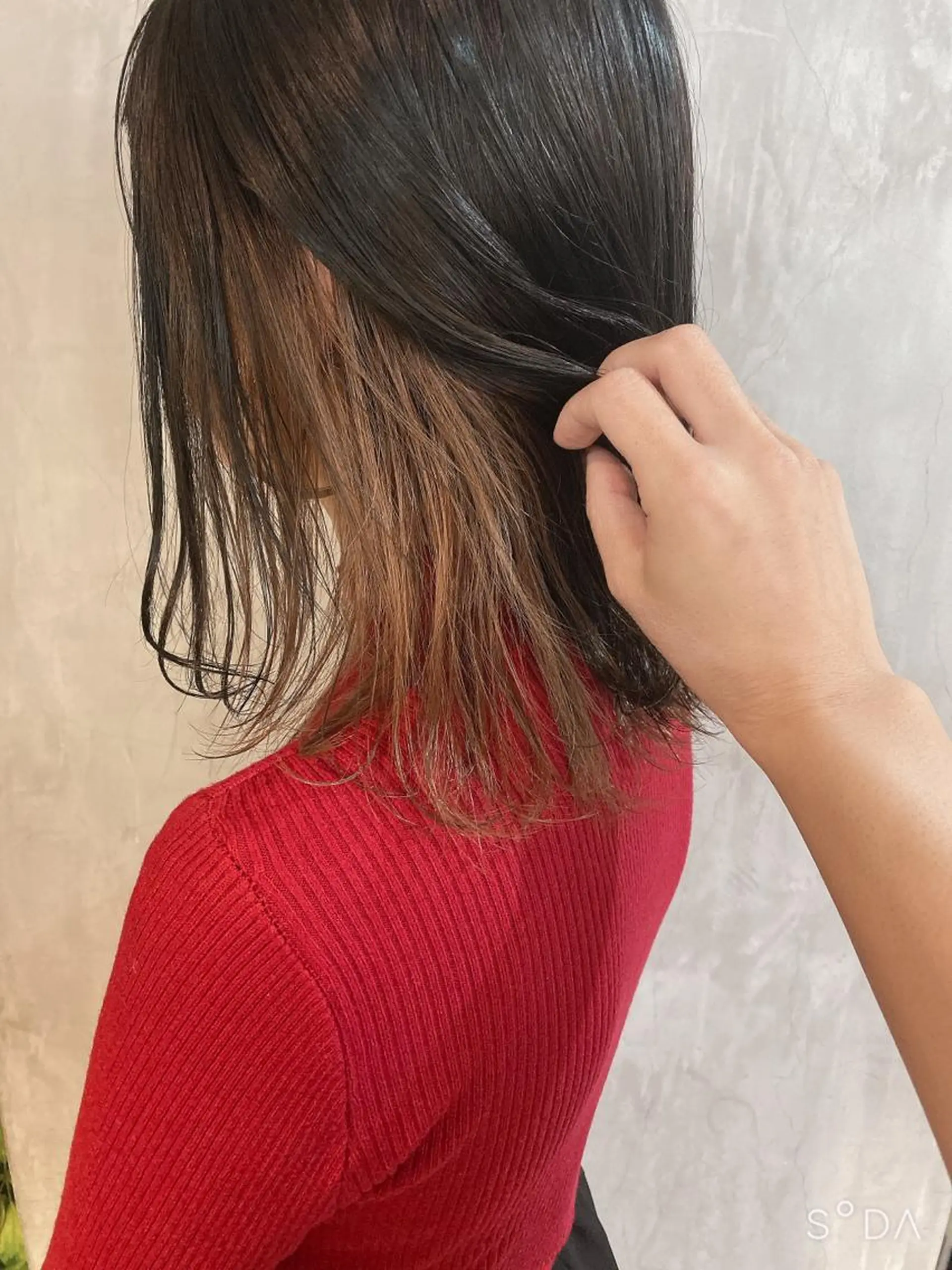 ミディアム カラー ヘアアレンジ ベージュカラー インナーカラー ミルクティーベージュ stylist/蛯谷 珠里のヘアスタイル