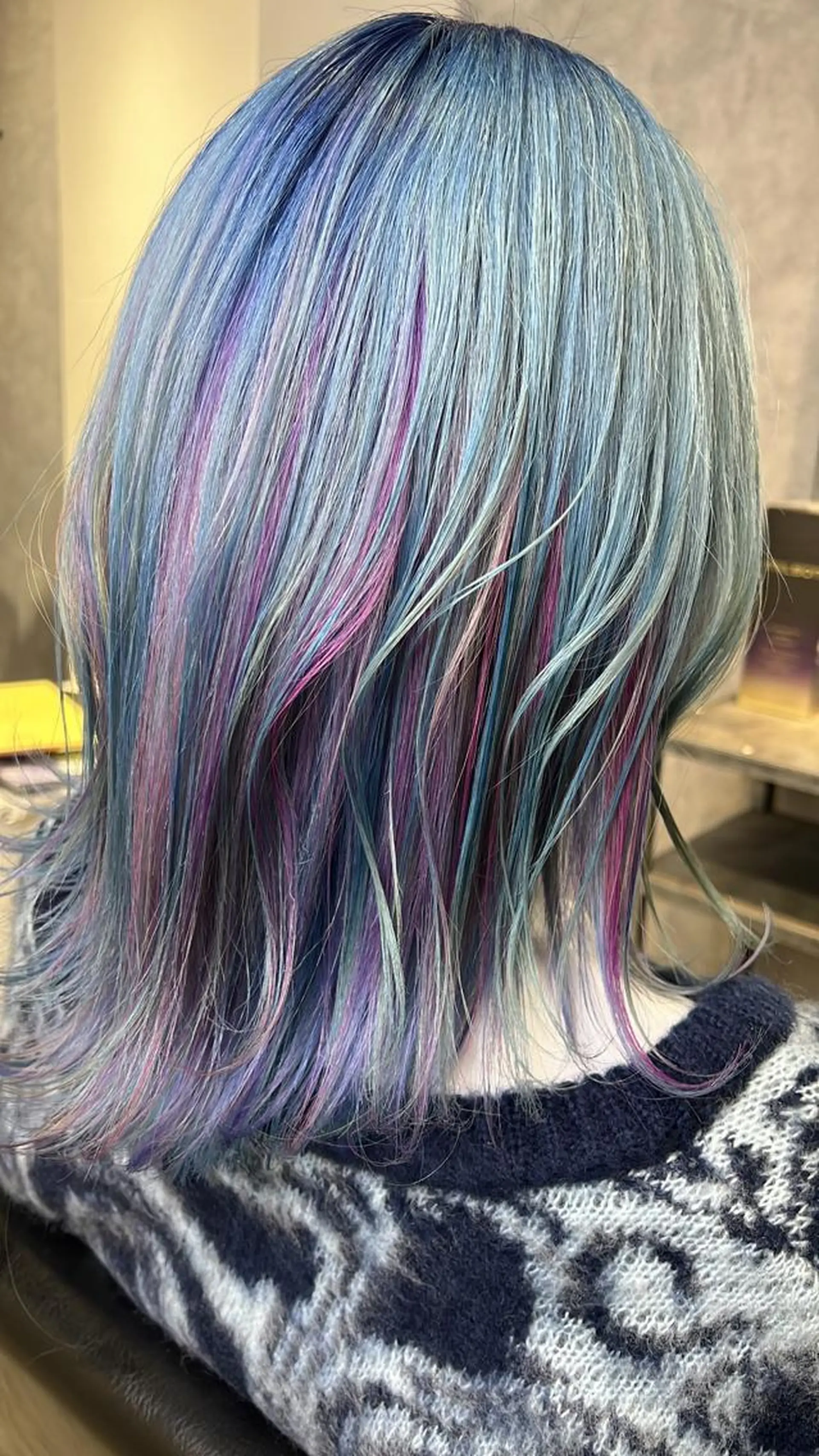 ミディアム カラー mimiiy梅田 中崎町ハイトーンのヘアスタイル