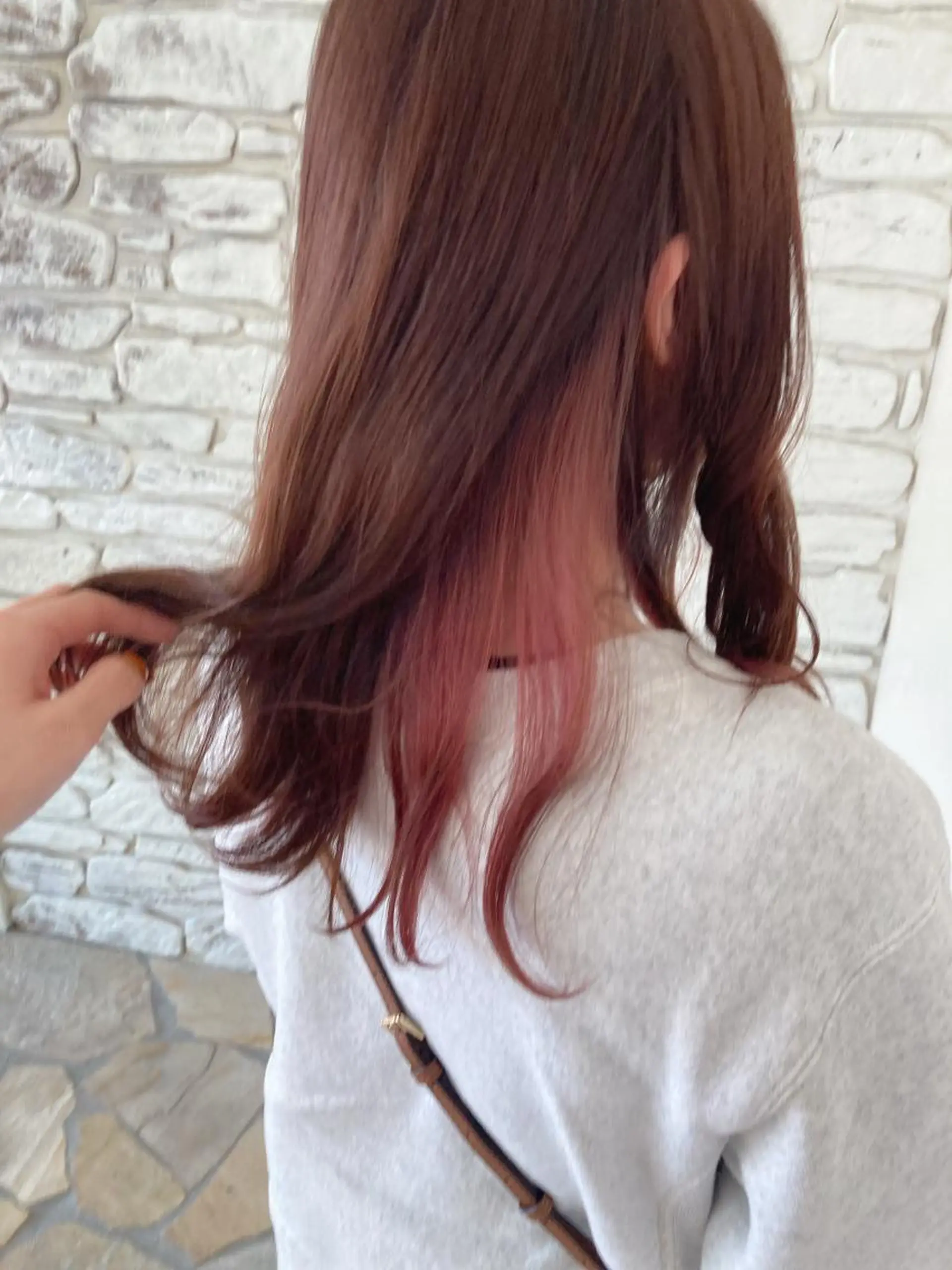 ロング カラー ピンクカラー 浅岡 のどかのヘアスタイル