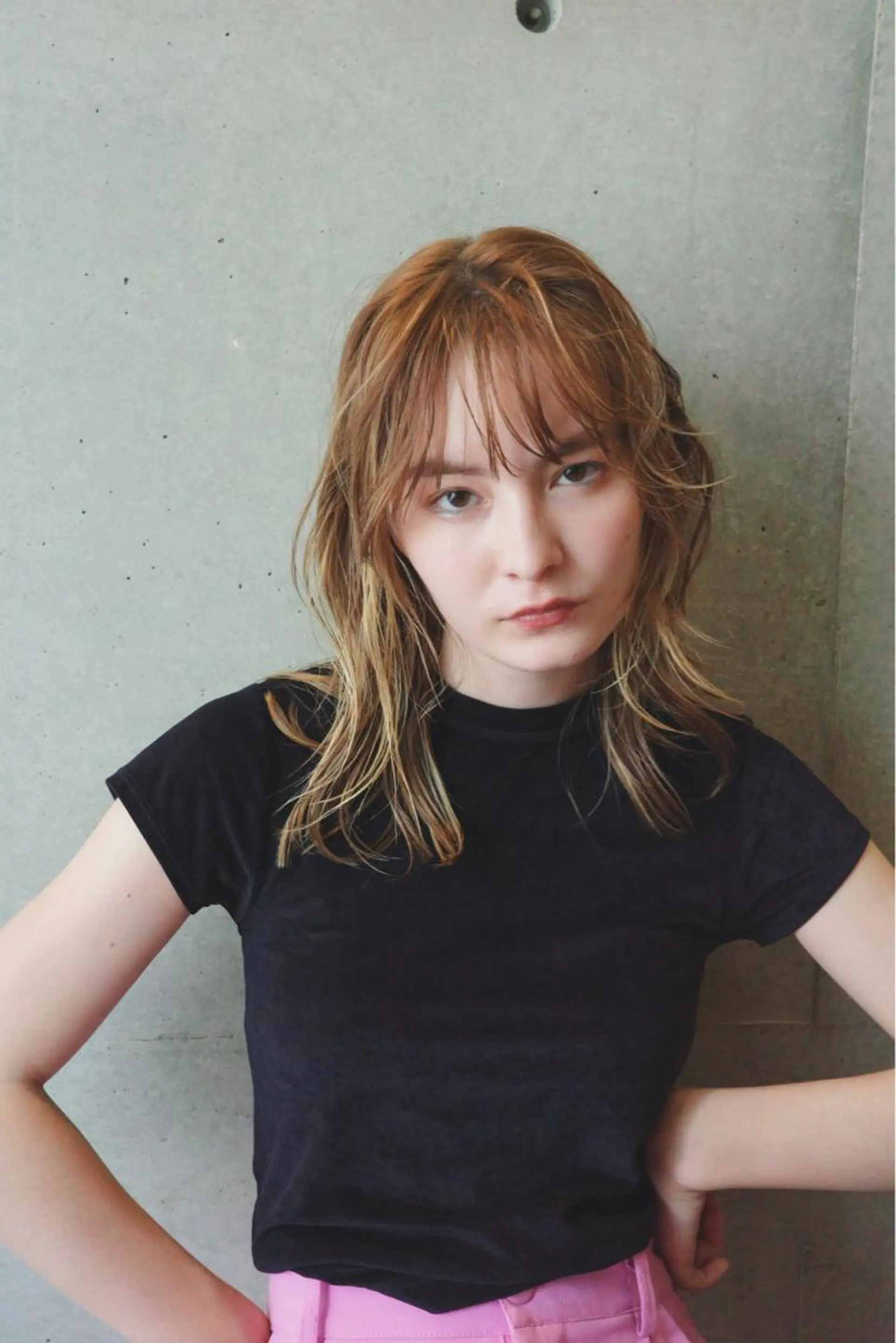 セミロング カラー パーマ ヘアアレンジ メンズ キッズ ネイル マツエク・マツパ アイブロウ モリモト サナのヘアスタイル