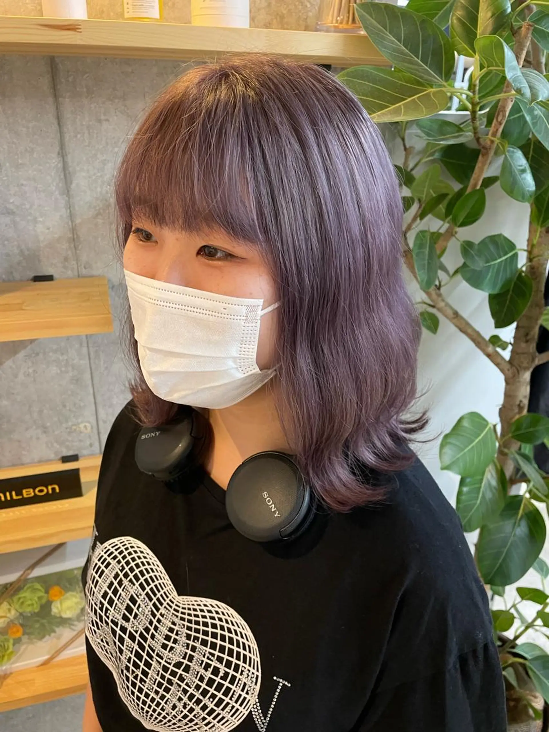 ミディアム カラー yuika .のヘアスタイル