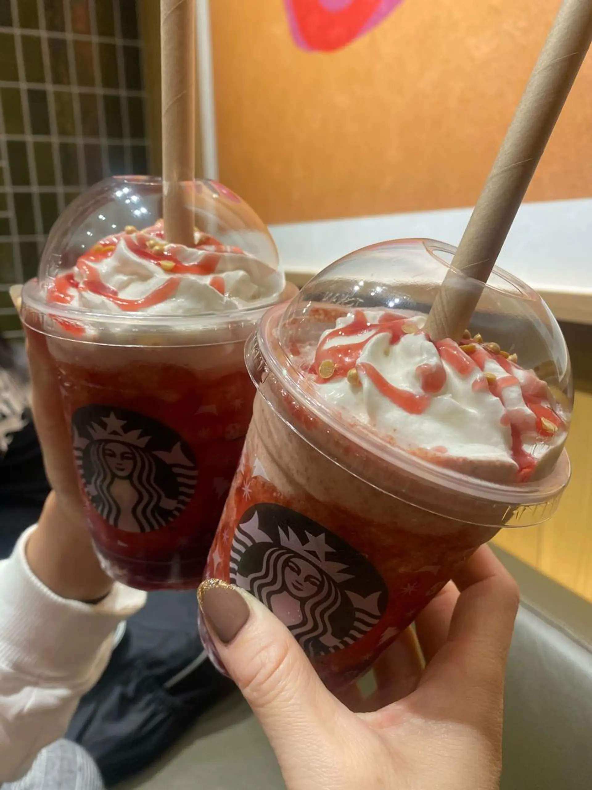 ハーブピーリング/韓国肌管理/フェイシャル/毛穴洗浄/眉毛/顔脱毛【糸脱毛専門】rev所属・ハーブピーリング🌹 毛穴洗浄❤️眉waxのエステ・リラクイメージ