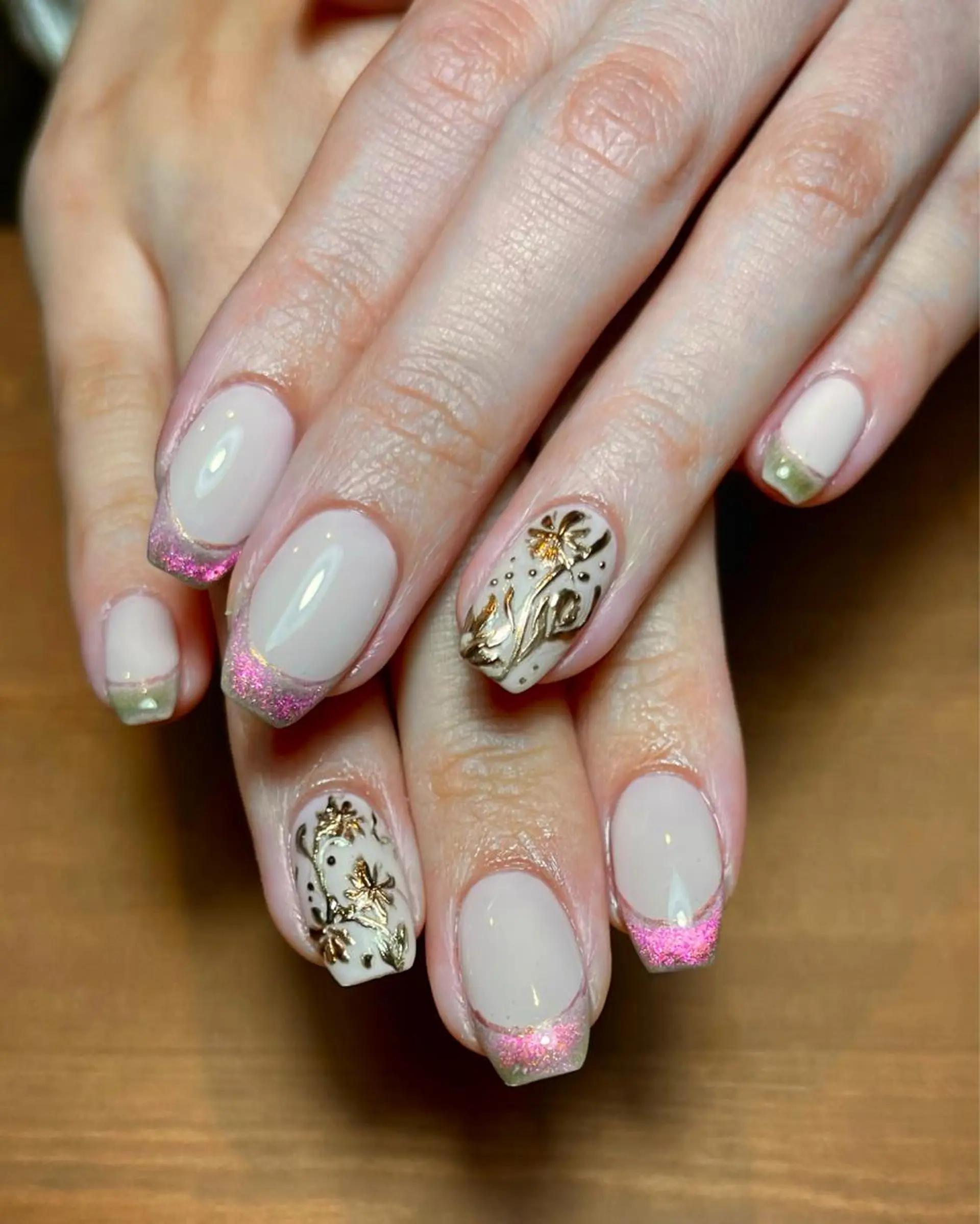 ネイル アートネイル フレンチネイル マグネットネイル ミラーネイル 堀内 檜のネイルデザイン