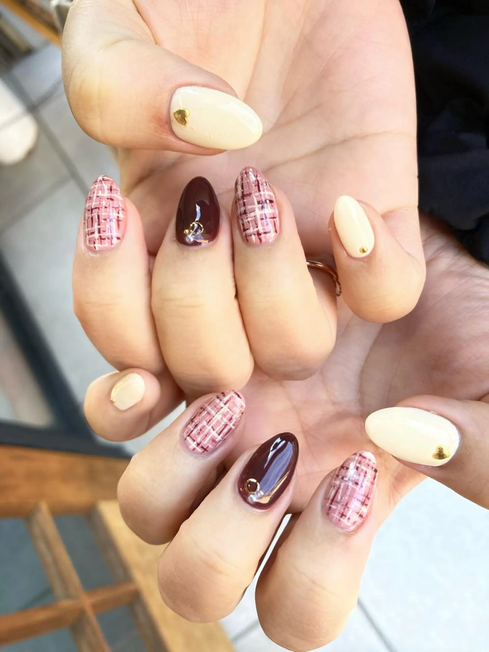 ネイル ハンドネイル Nest 平出のネイルデザイン