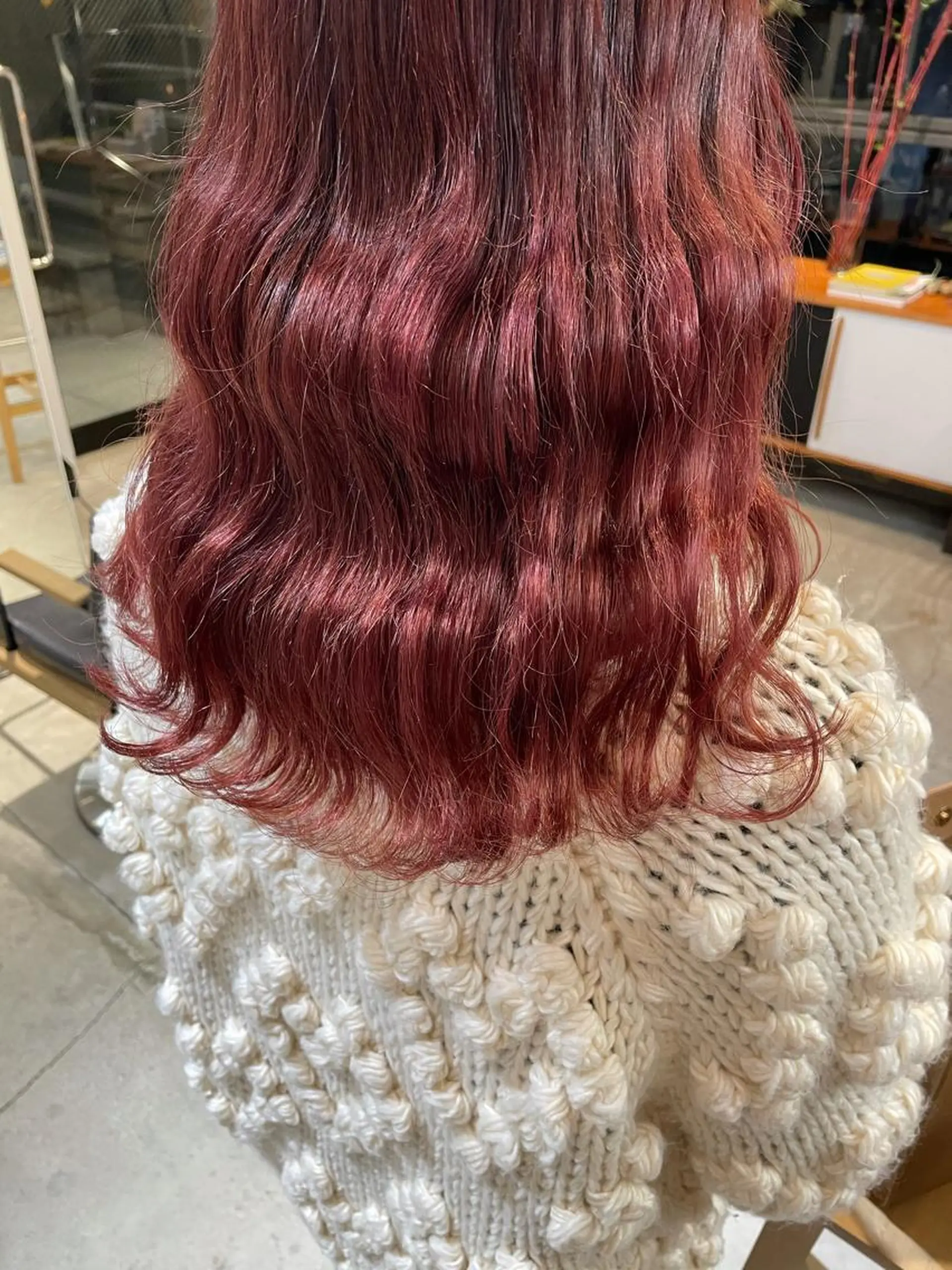 ミディアム 菅原 彩加のヘアスタイル
