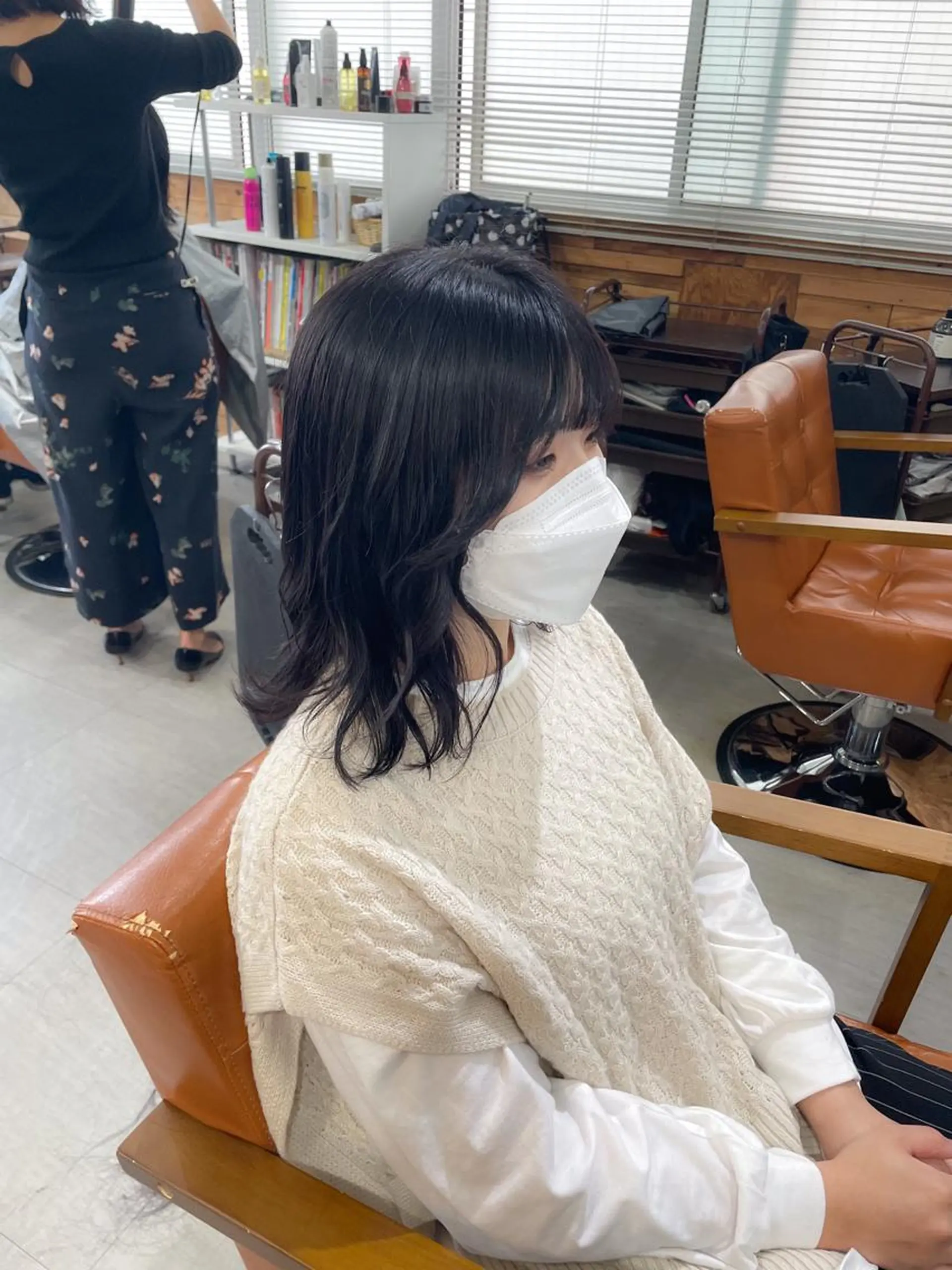 セミロング カラー 黒髪 バイオレットカラー soin by poshのヘアスタイル