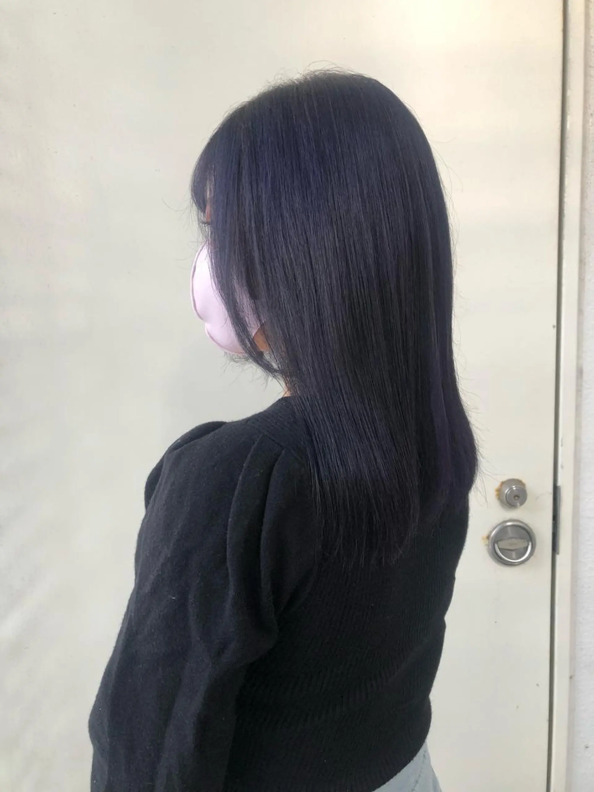 セミロング カラー カット ヘアカラー トリートメント 韓国🇰🇷レイヤー 映える顔周り🩷のヘアスタイル