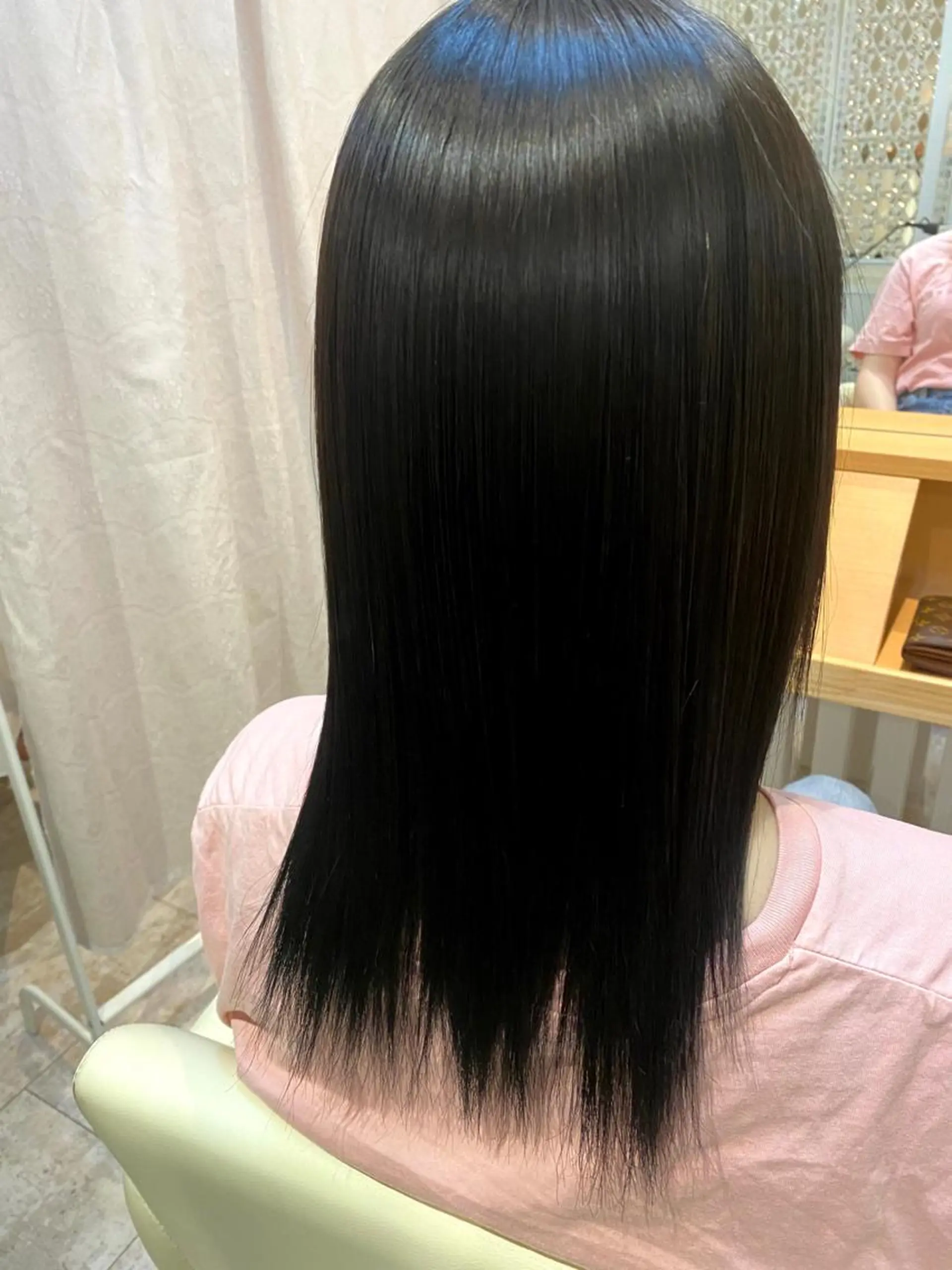 セミロング カラー Design Color🐰アユミのヘアスタイル