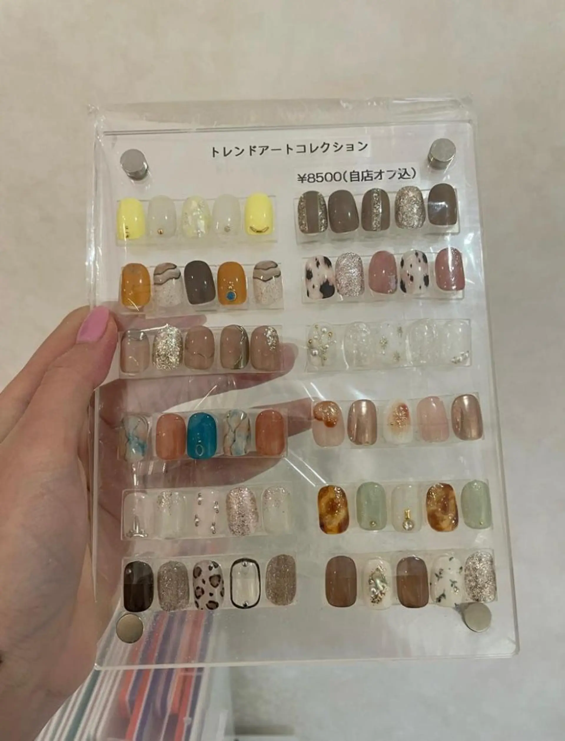 ネイル アートネイル アンジェリカミッシェル関内店所属・内海 千尋のネイルデザイン