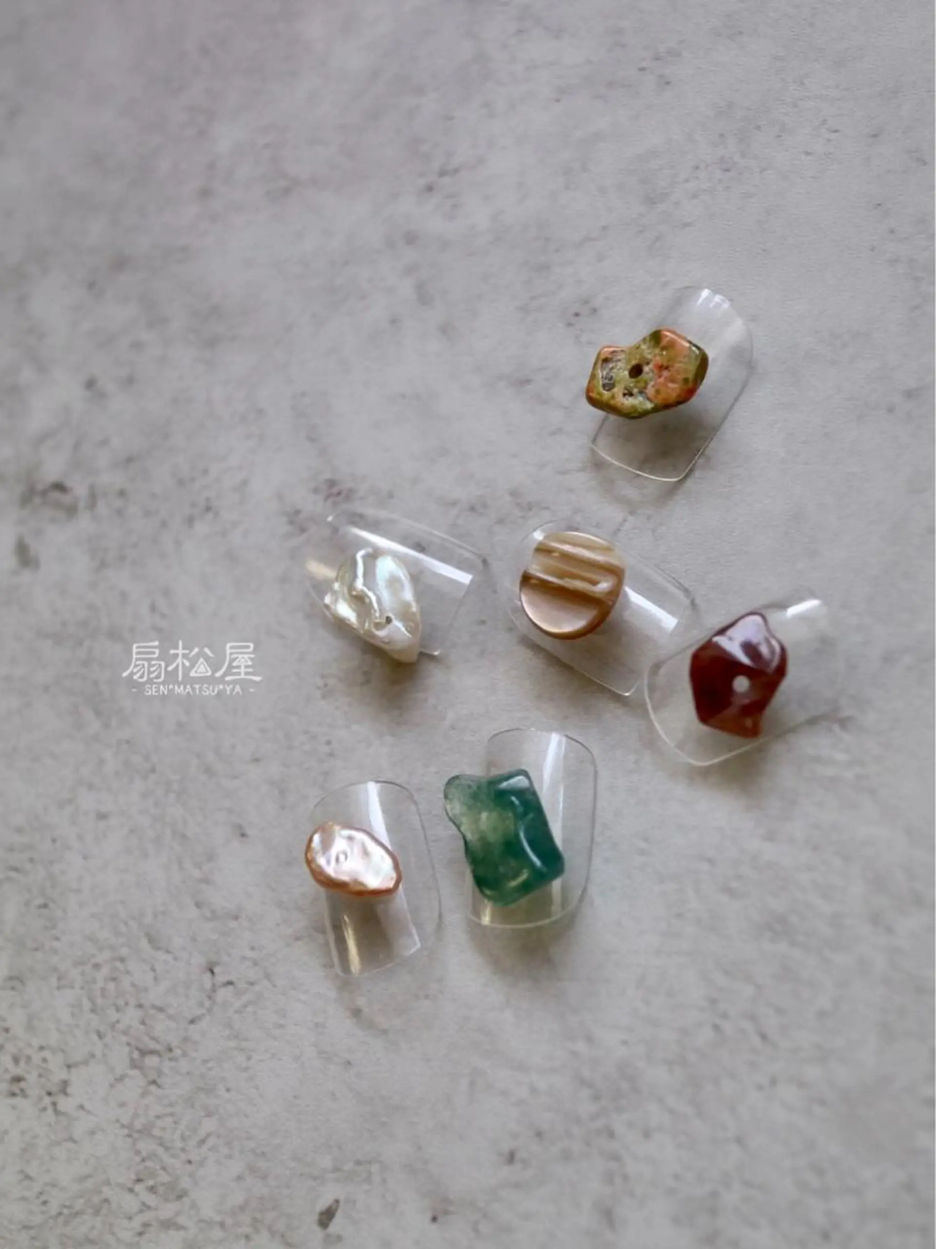 ネイル 扇松屋 marie.nのネイルデザイン