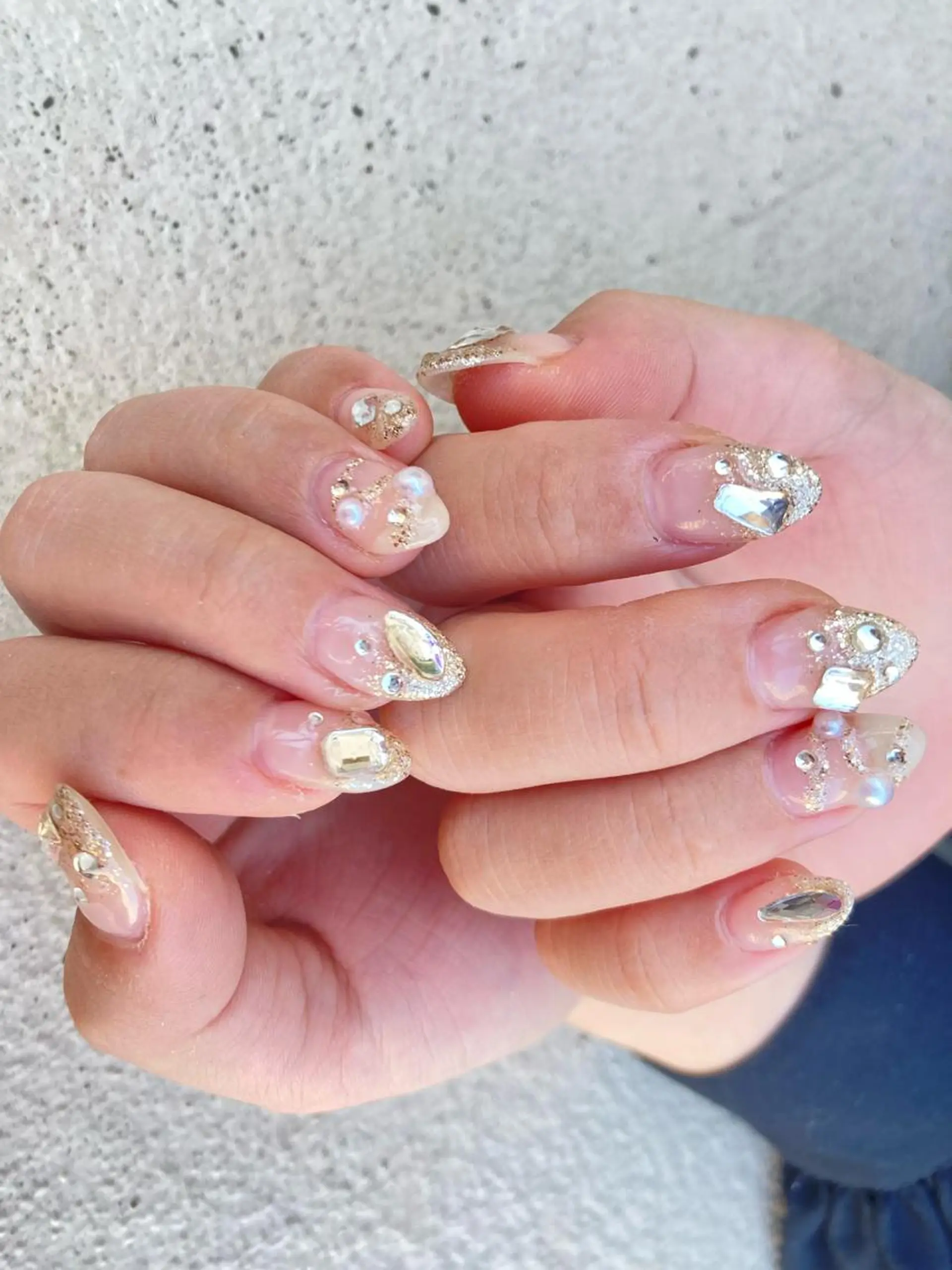 ミディアム ネイル ハンドネイル フットネイル ✴︎ Delightのネイルデザイン