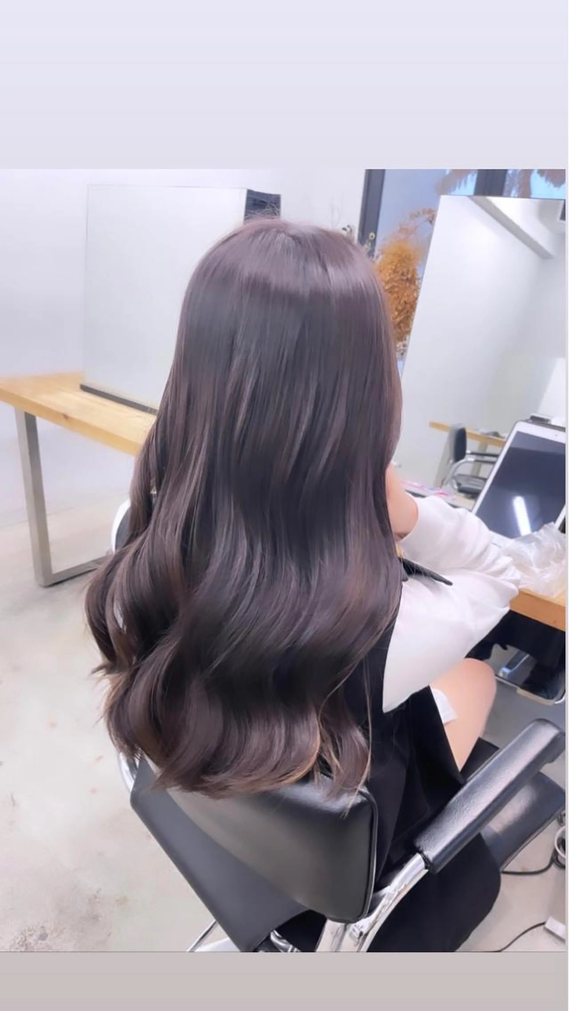 ロング カラー ブリーチ ダブルカラー ブリーチなしカラー パープルカラー ヘアカラー トリートメント 渋谷ケアブリーチ Suuのヘアスタイル