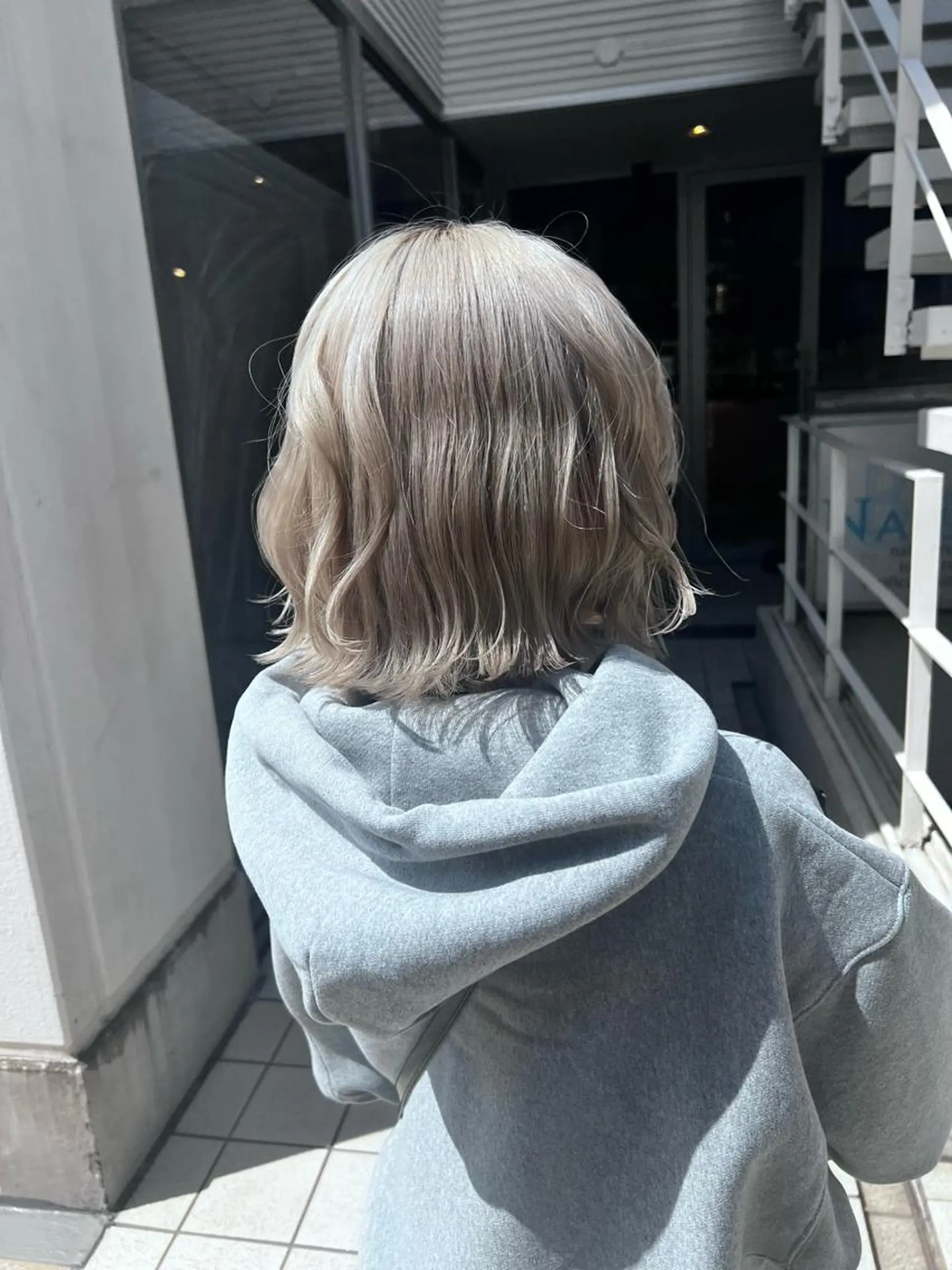 ミディアム カラー THESALONS所属・🤍ブリーチカラー /寄田龍樹🤍のヘアスタイル