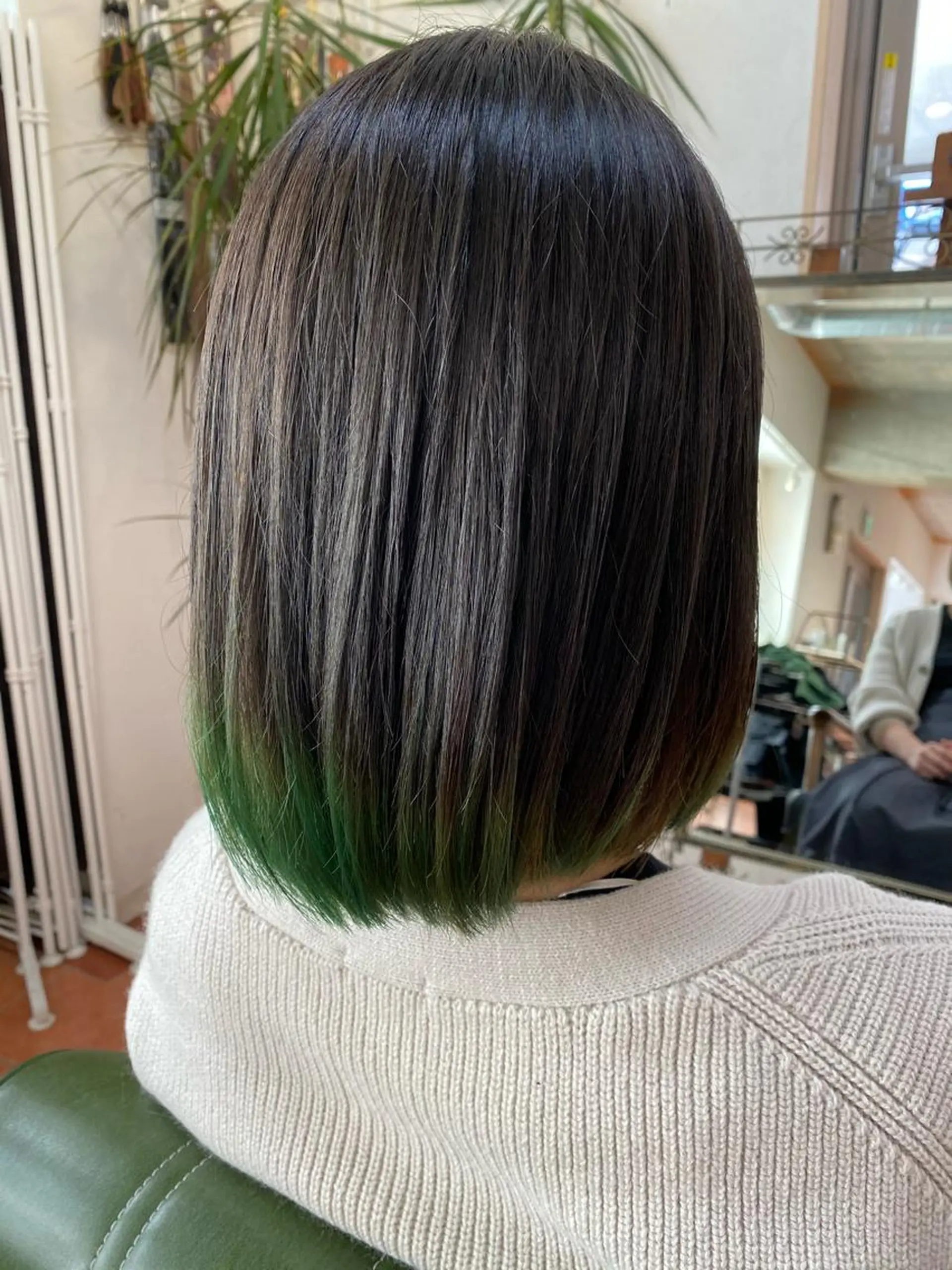 ミディアム カラー ヘアカラー トリートメント 石井 佑樹のヘアスタイル