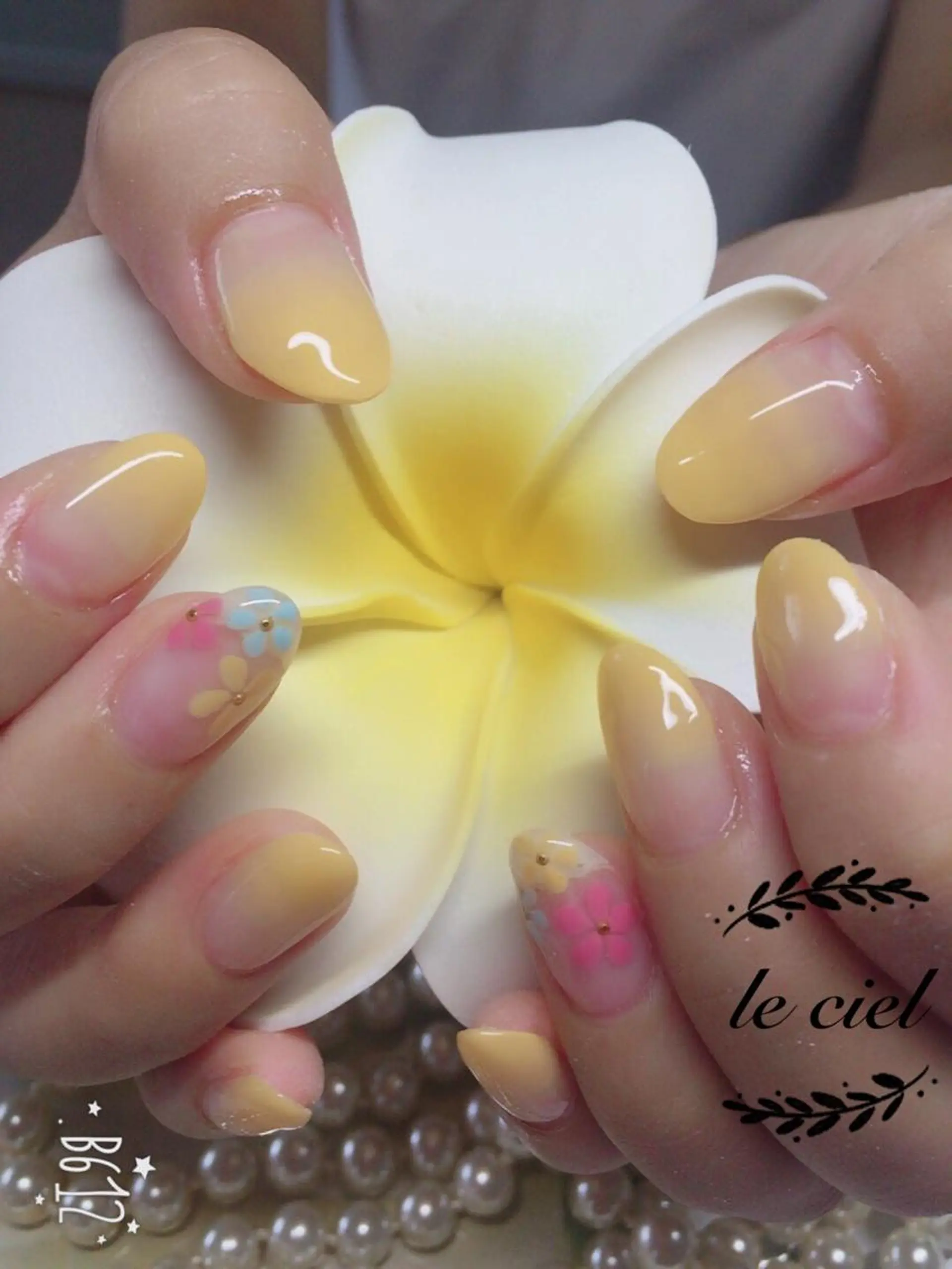 ネイル Naka Rieのネイルデザイン