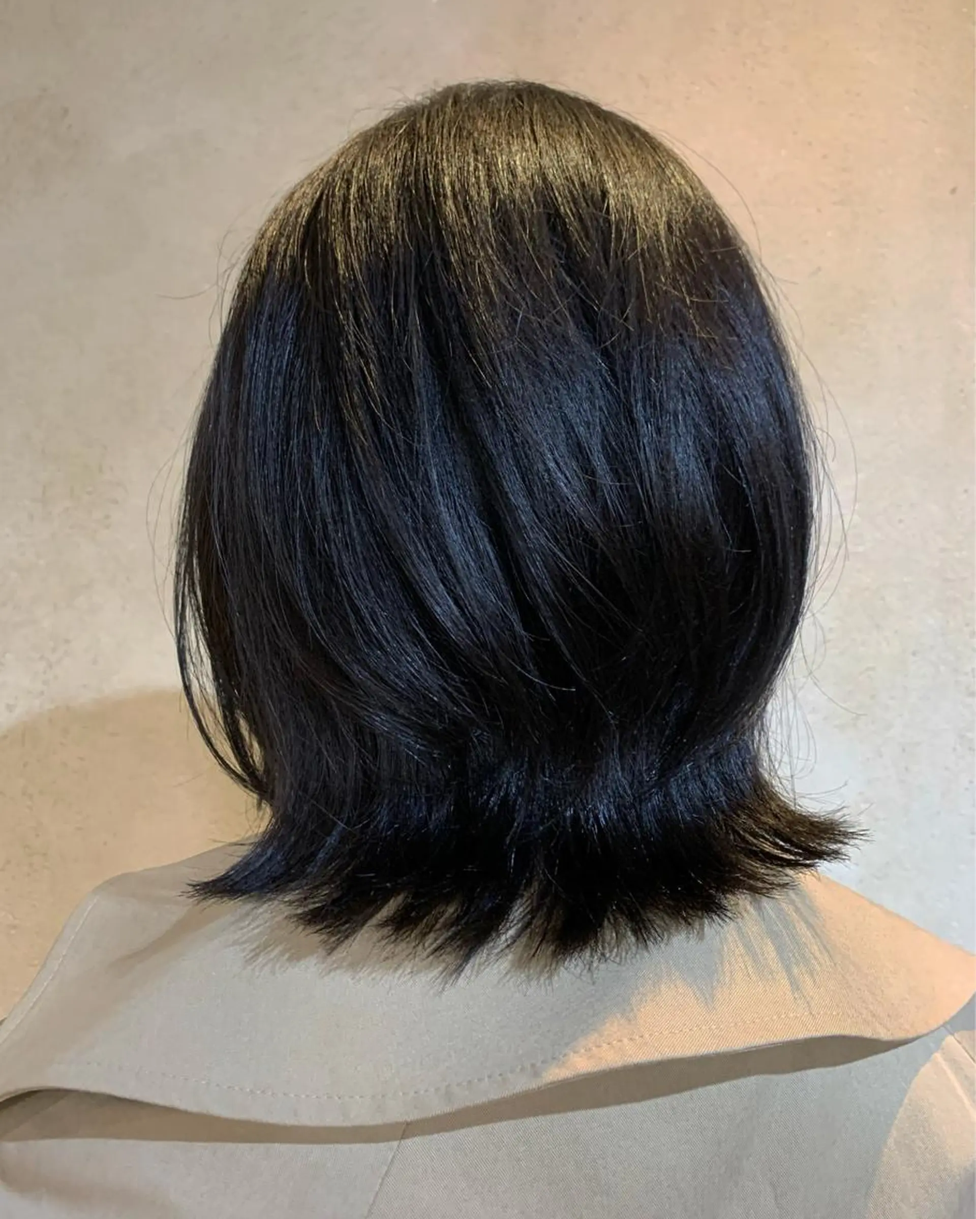 ミディアム カラー 平 ちひろのヘアスタイル