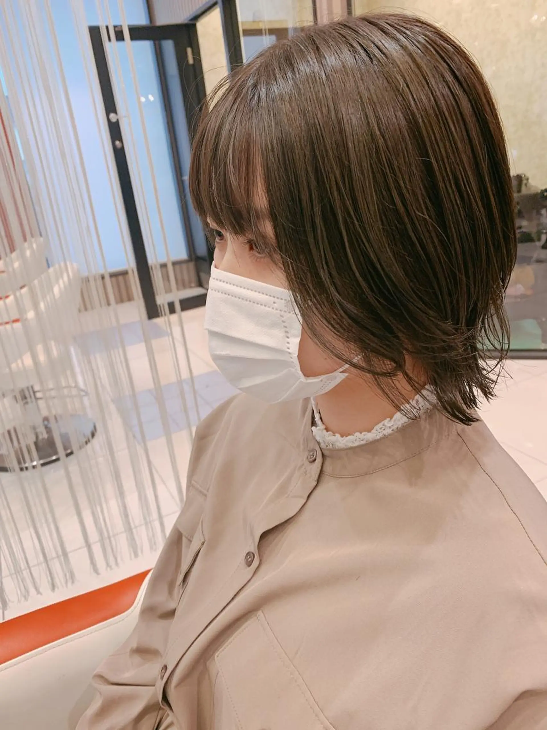 ミディアム カラー 坂井 水菜美のヘアスタイル