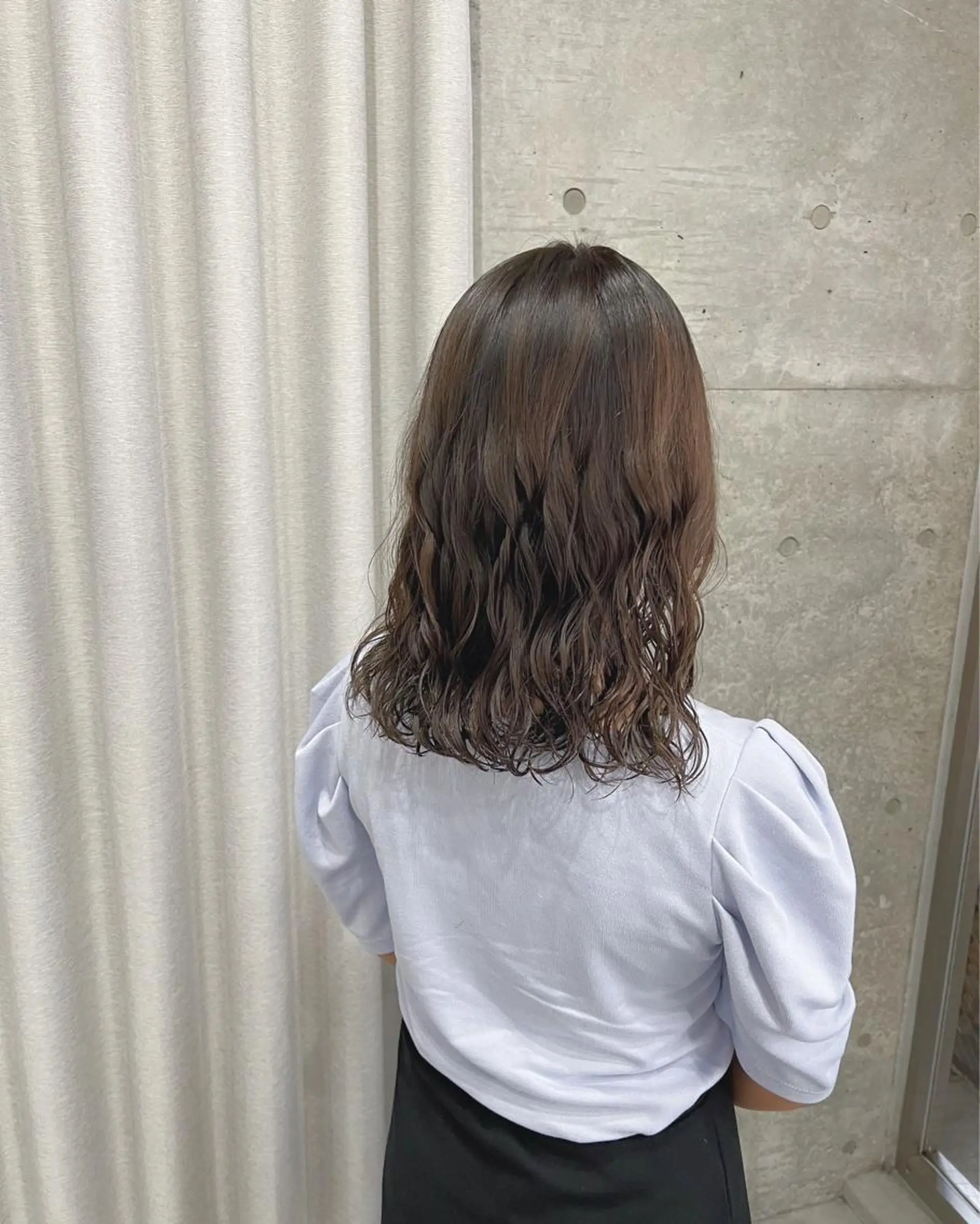 ミディアム パーマ ボブパーマコテ巻き風 パーマNo1深江秀平のヘアスタイル