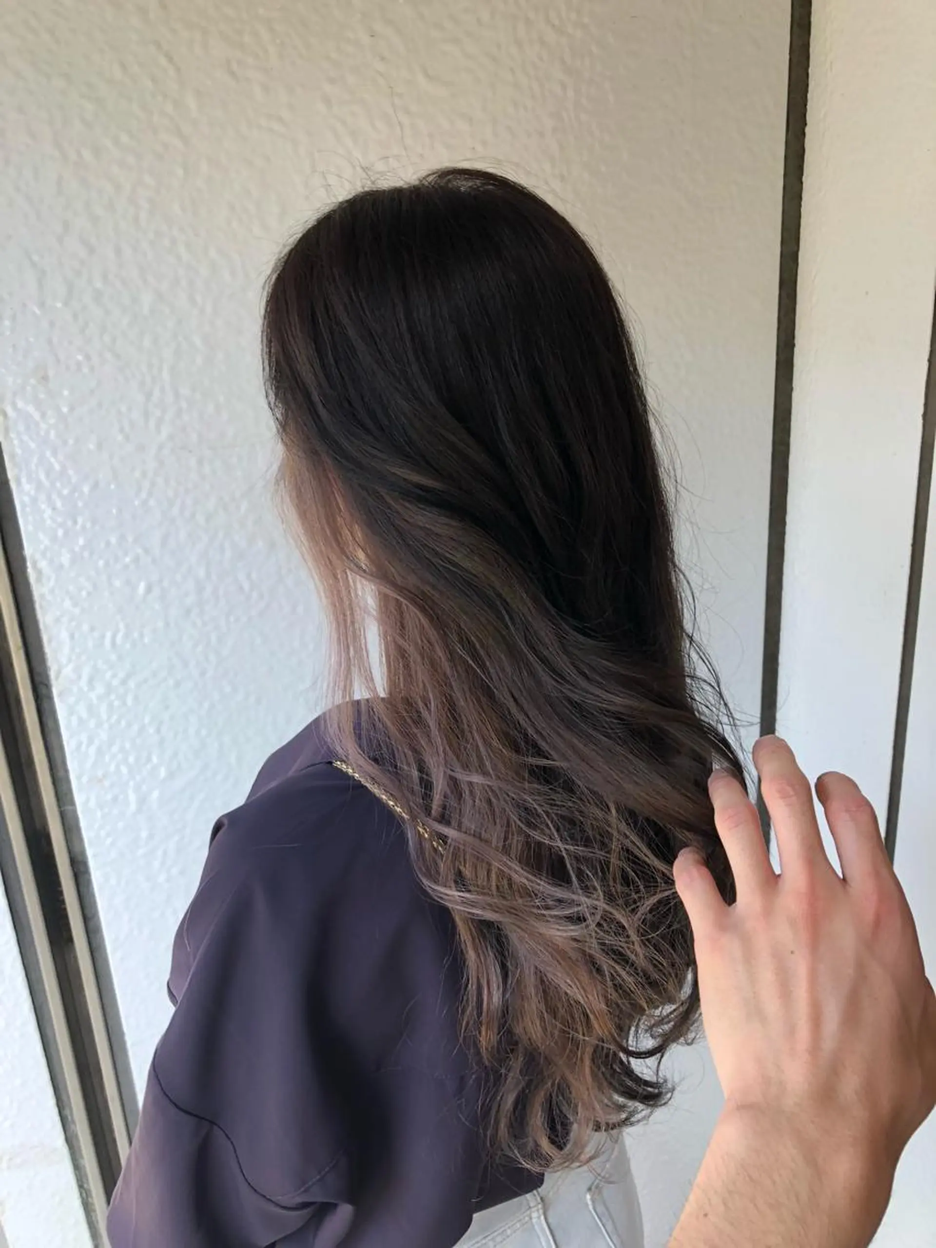 ロング カラー ベージュカラー ブリーチ インナーカラー 100%髪質改善特化 TRUNSのヘアスタイル