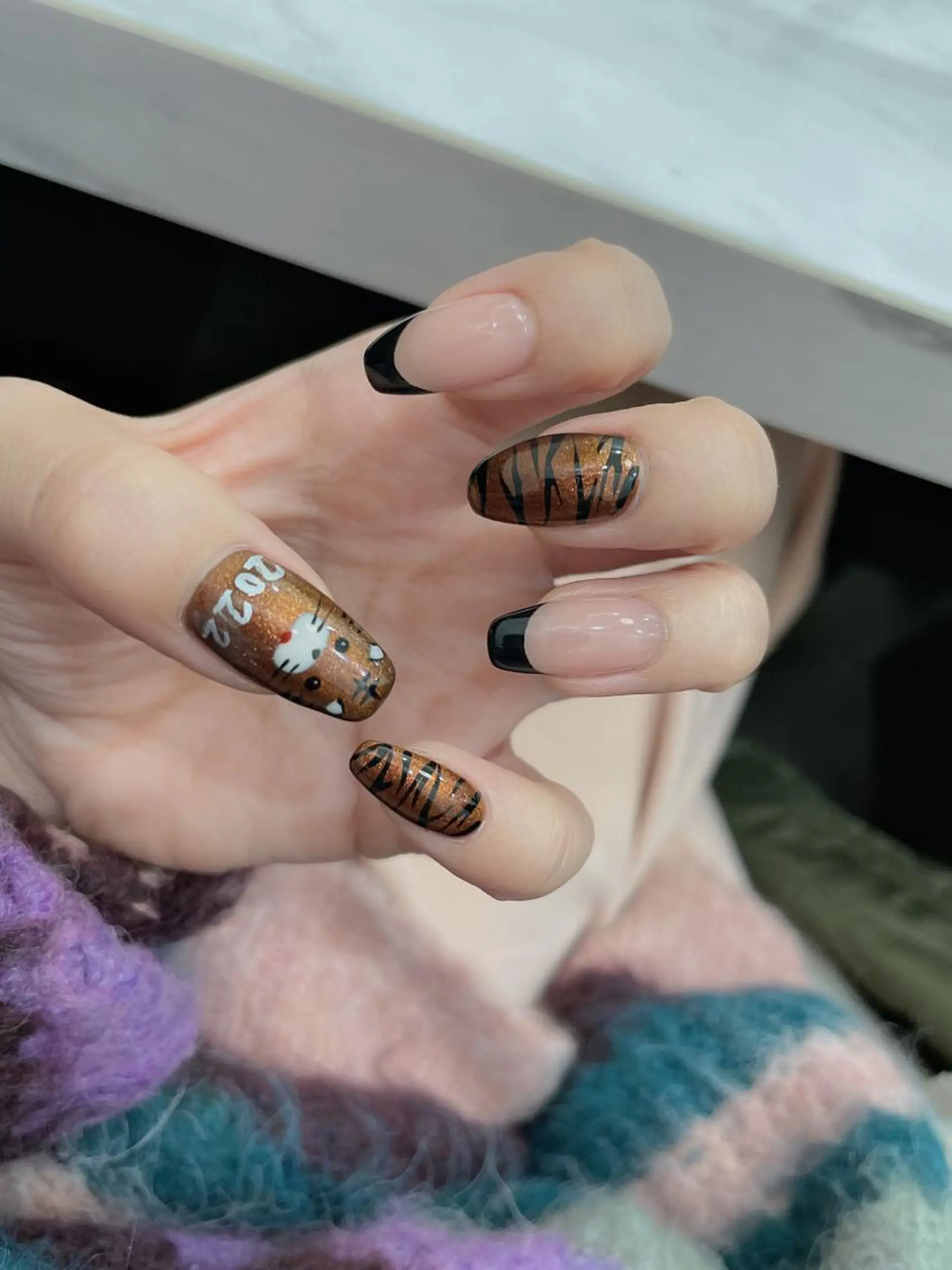 ネイル ハンドネイル マキ ネイルサロンのネイルデザイン