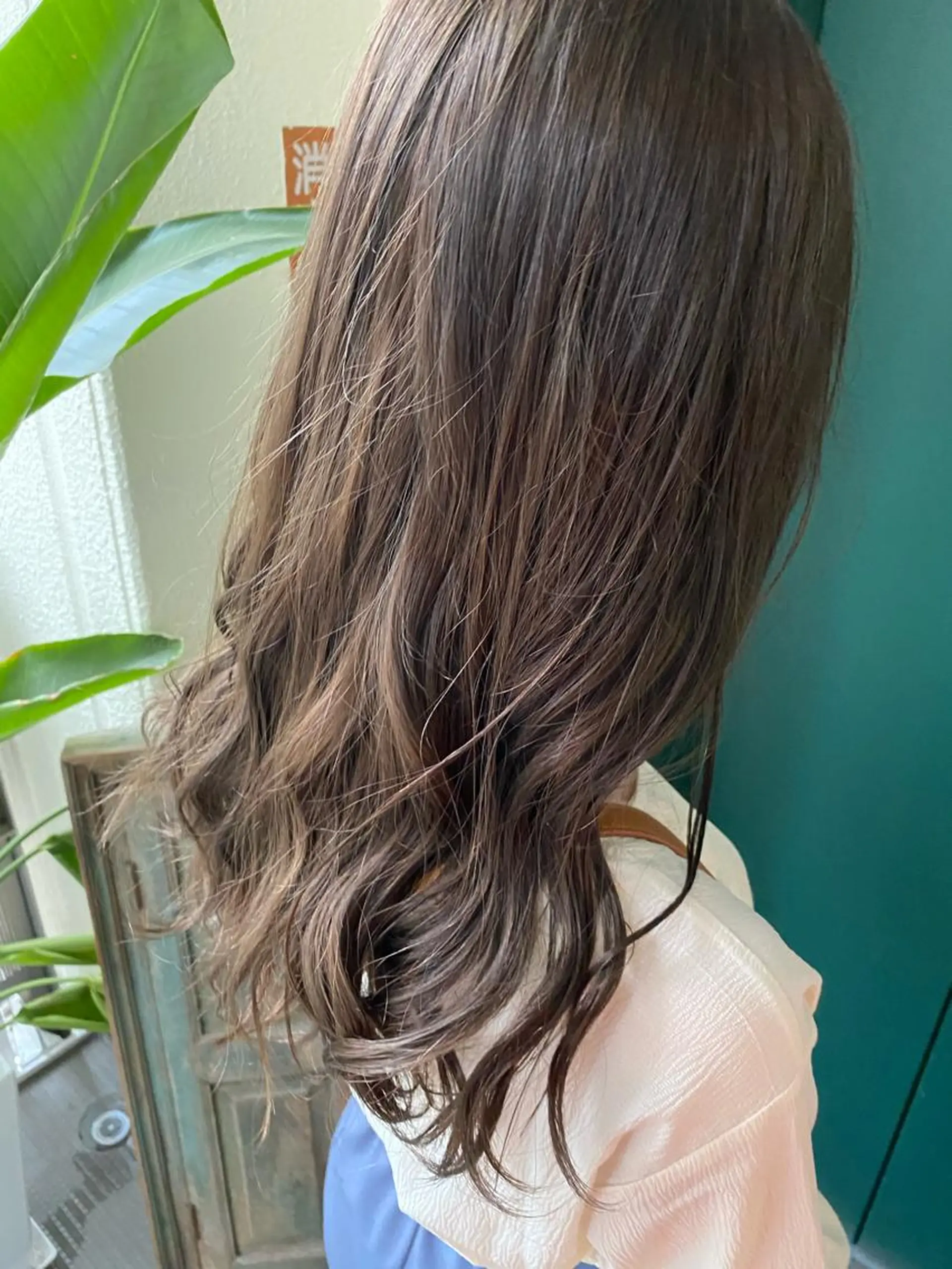 セミロング レイヤーカット🫧 ／髪質改善✨TOWAのヘアスタイル