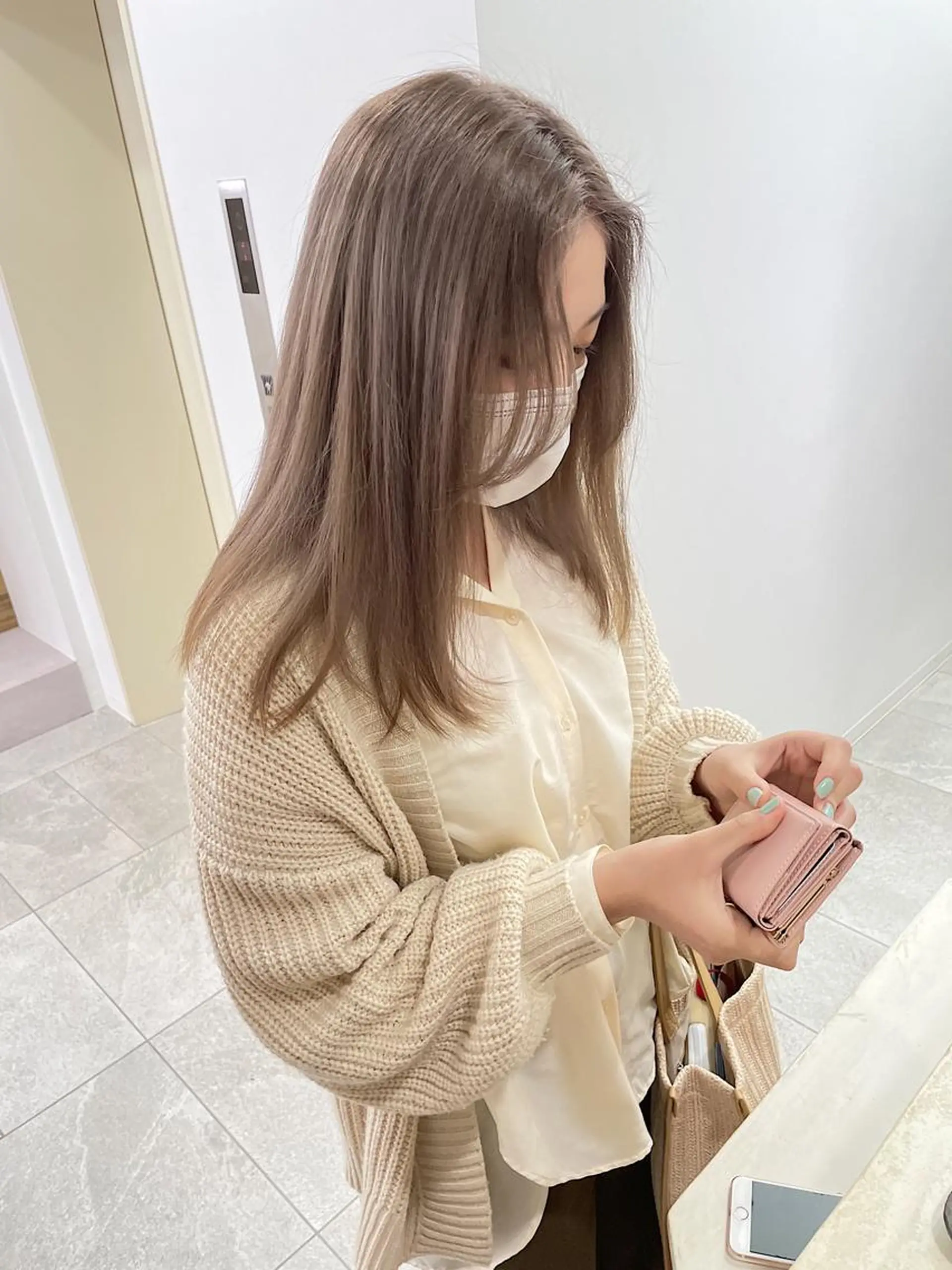 セミロング カラー 飯塚 青空のヘアスタイル