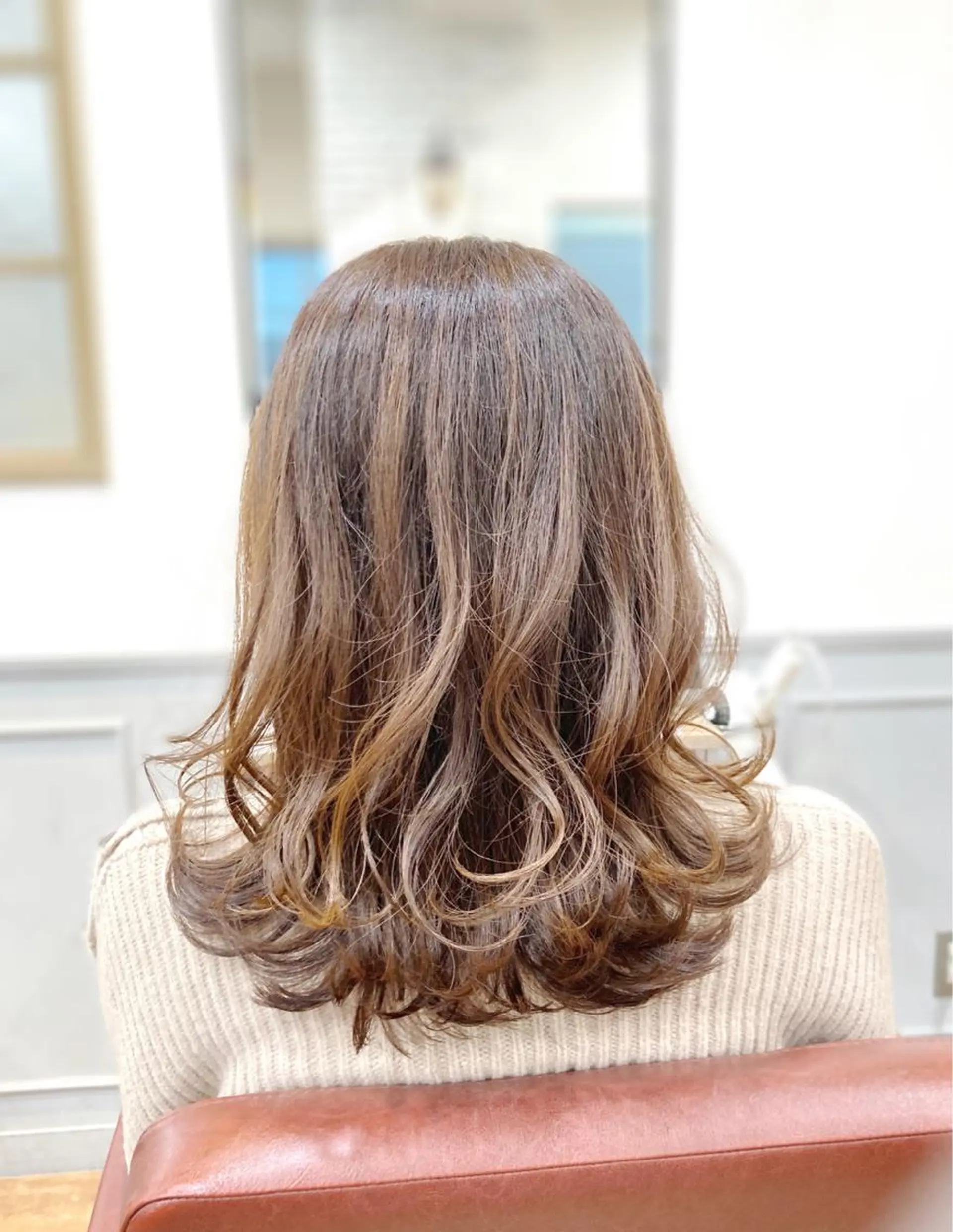 ミディアム カラー 菅原 綾のヘアスタイル