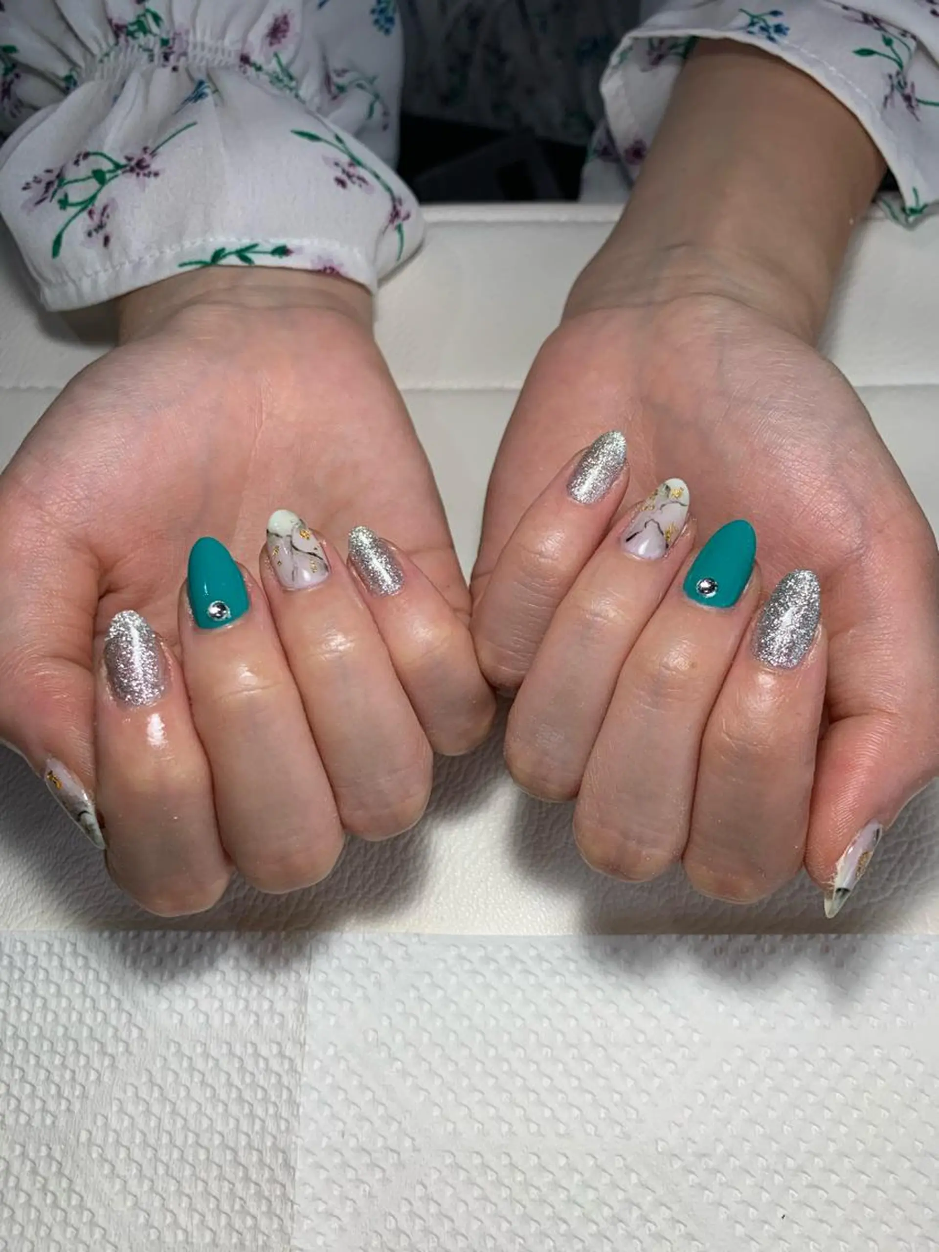 ネイル マルサンカクシカク所属・○△□ 守口市のネイルデザイン