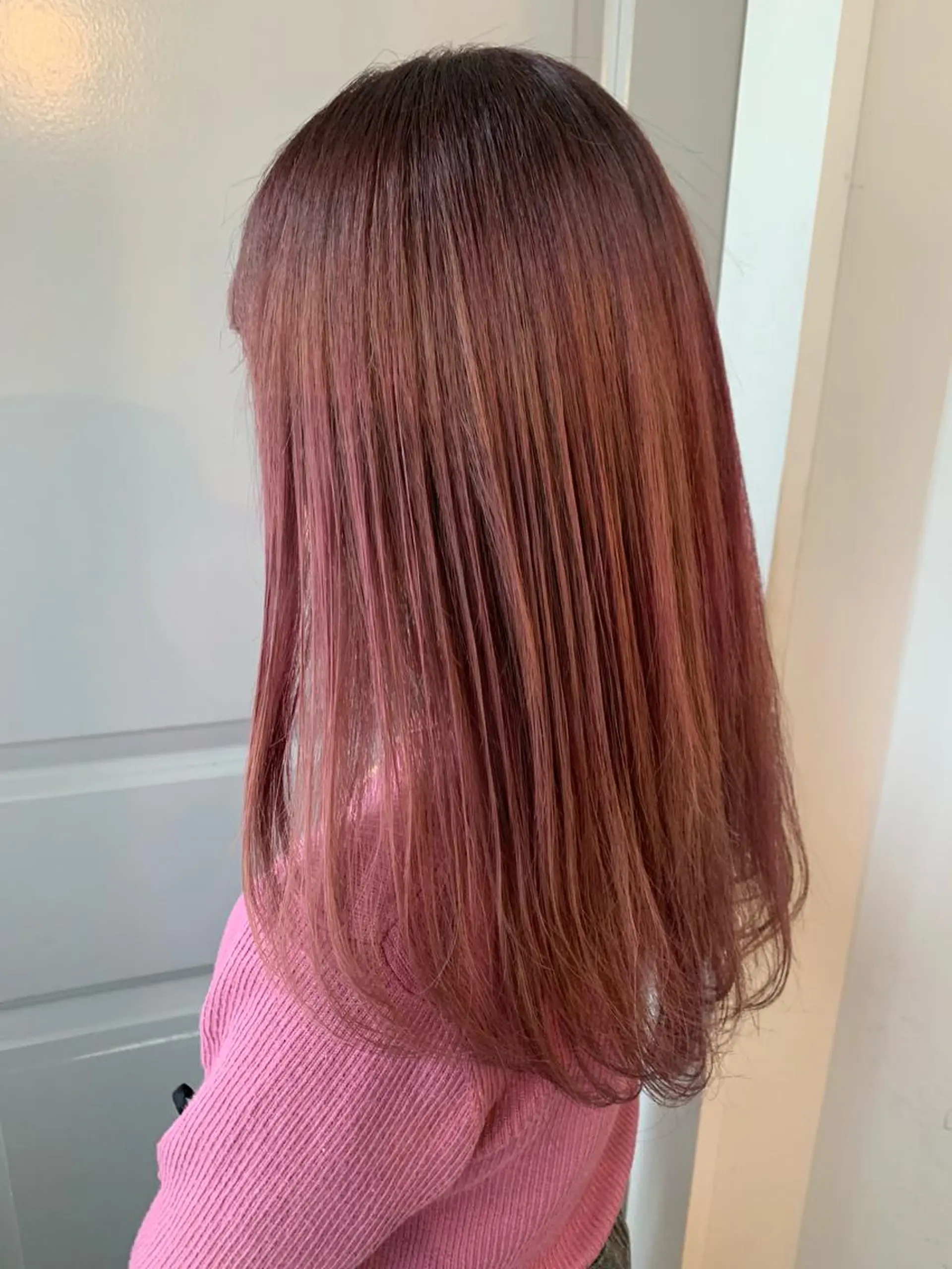 ミディアム カラー ピンクカラー 古賀 侑磨のヘアスタイル