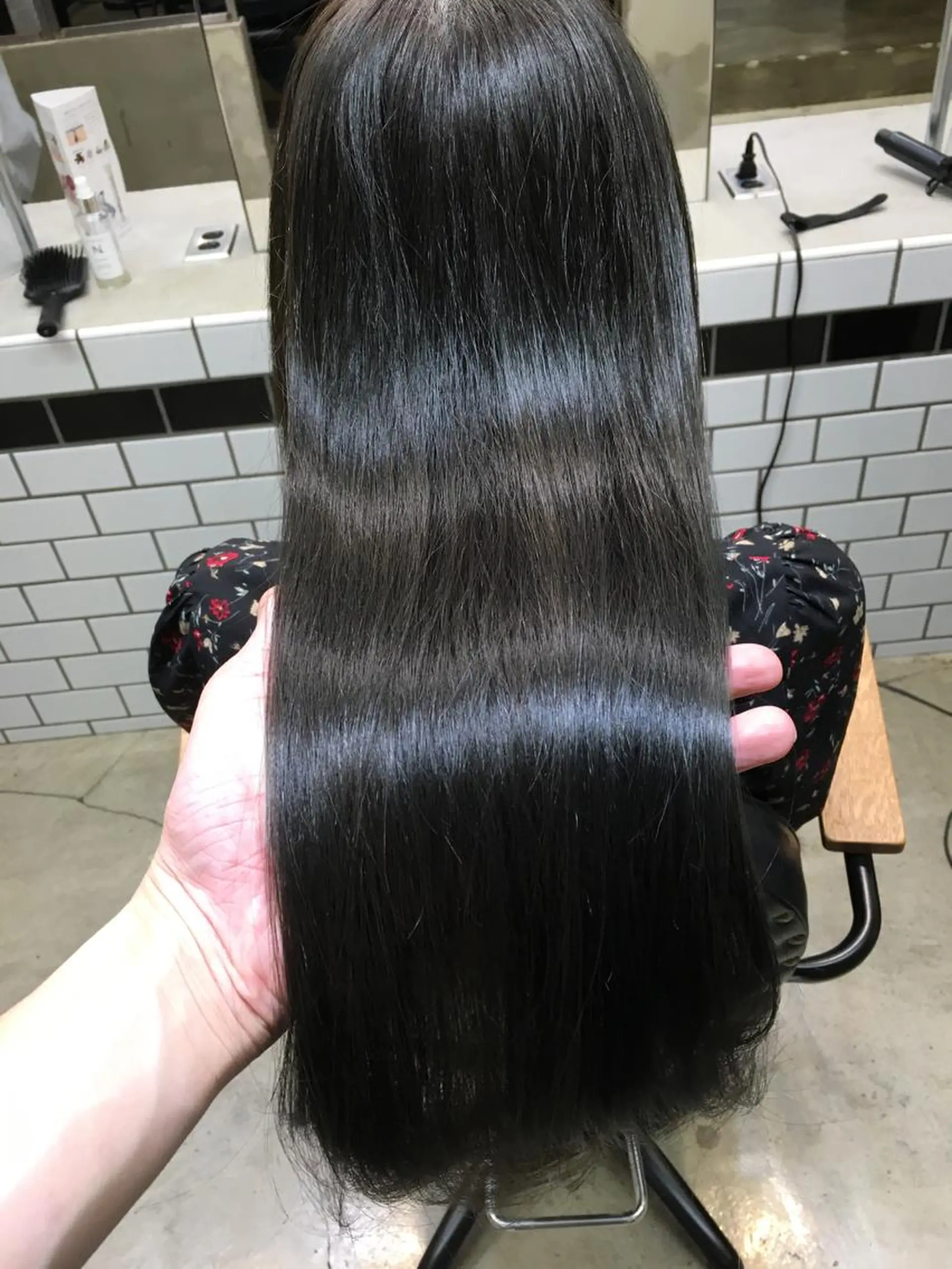 ロング カラー メンズ眉毛ITSUK Iメンズ専門　新宿の眉毛・アイブロウイメージ