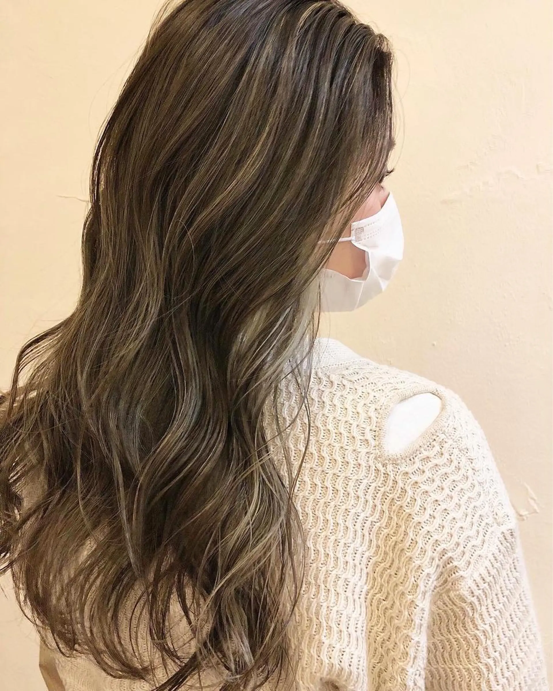 ロング カラー ハイライトカラー ハイライト luve heart's And Be  minamisemba所属・脇坂 佳世の眉毛・アイブロウイメージ