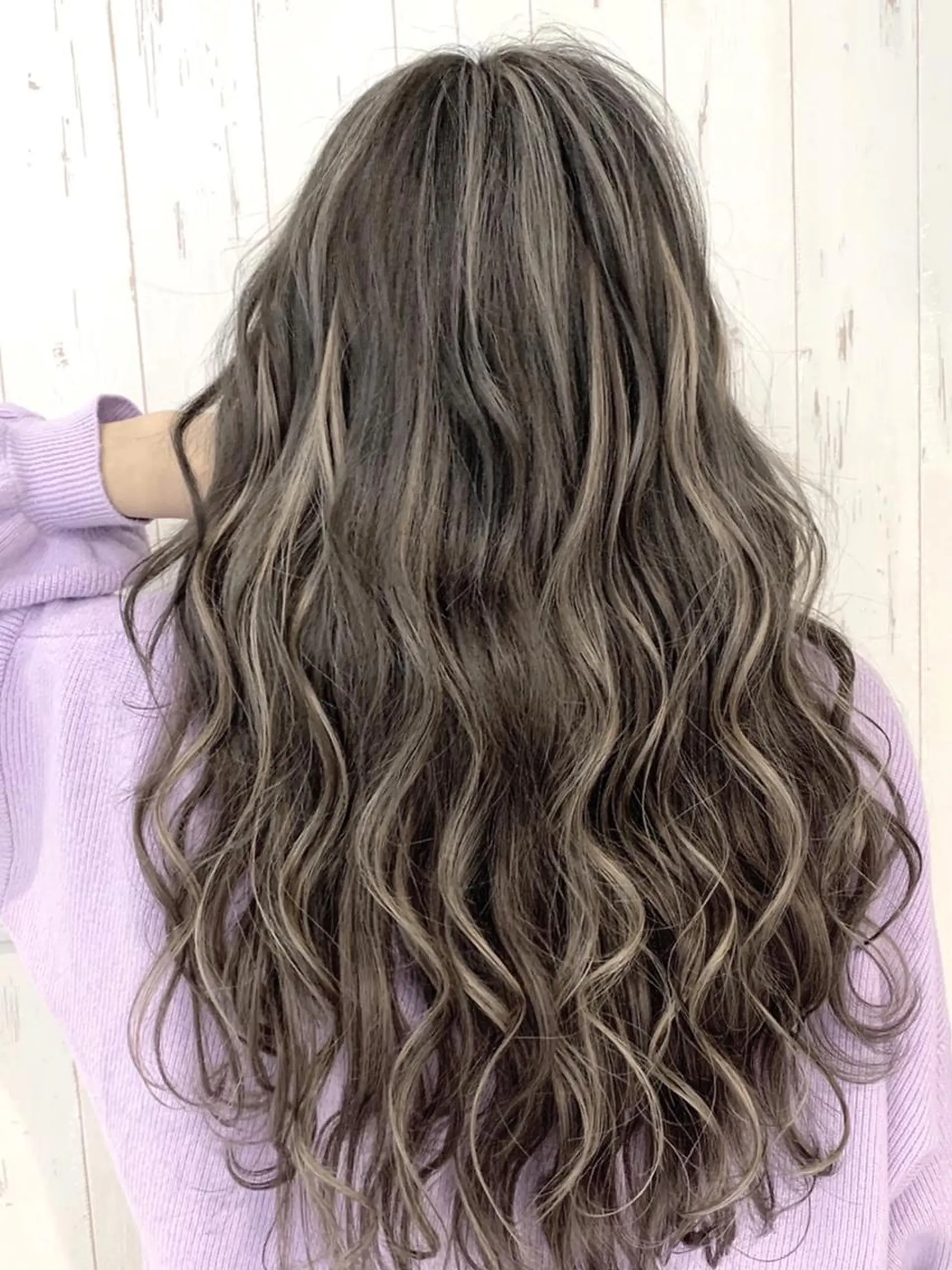 ロング カラー ヘアアレンジ Device ディバイスのヘアスタイル