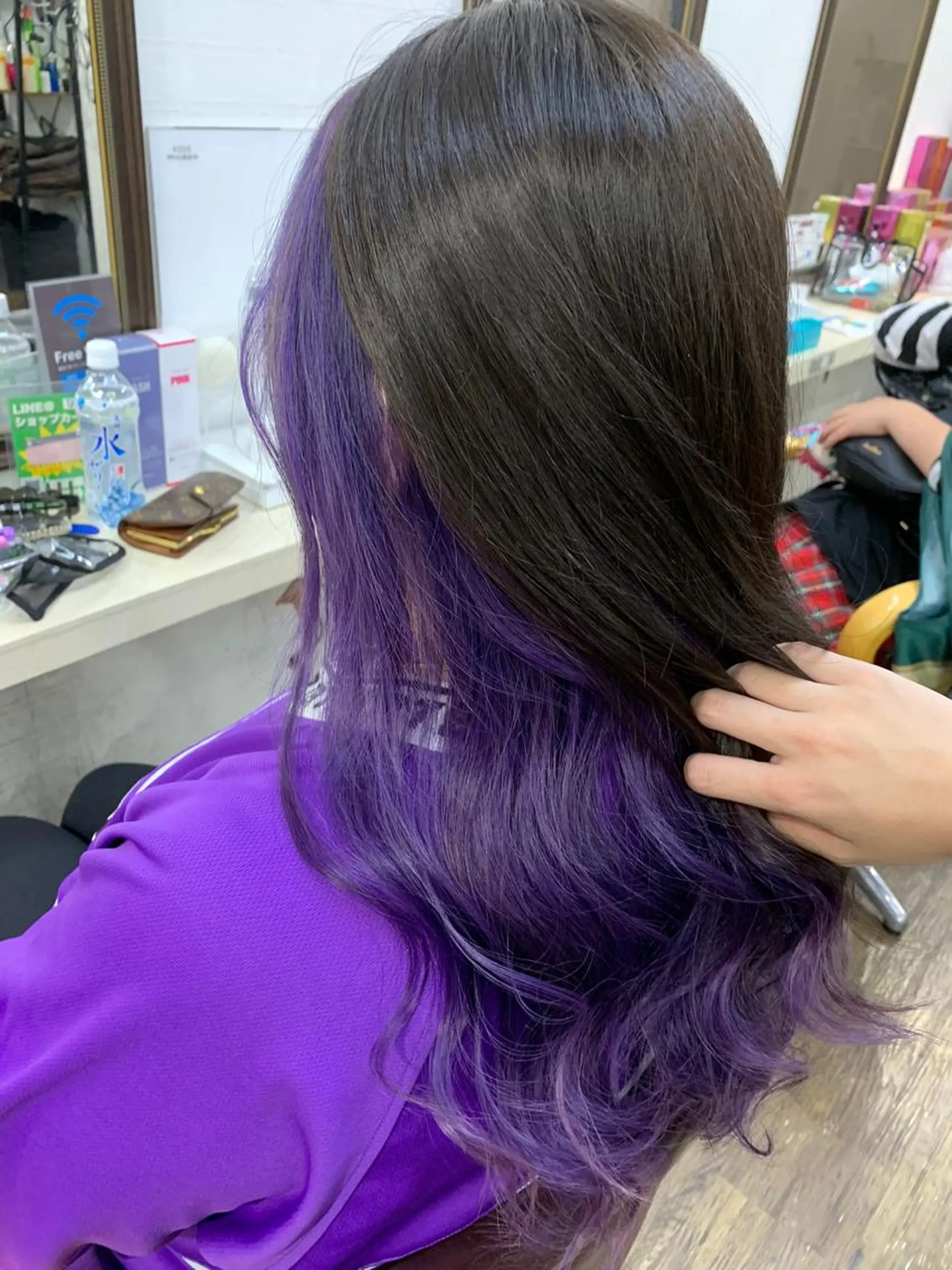 ロング カラー 黒髪 インナーカラー パープルカラー 🌸U-topia 🌸伊藤穂乃花🌸のヘアスタイル