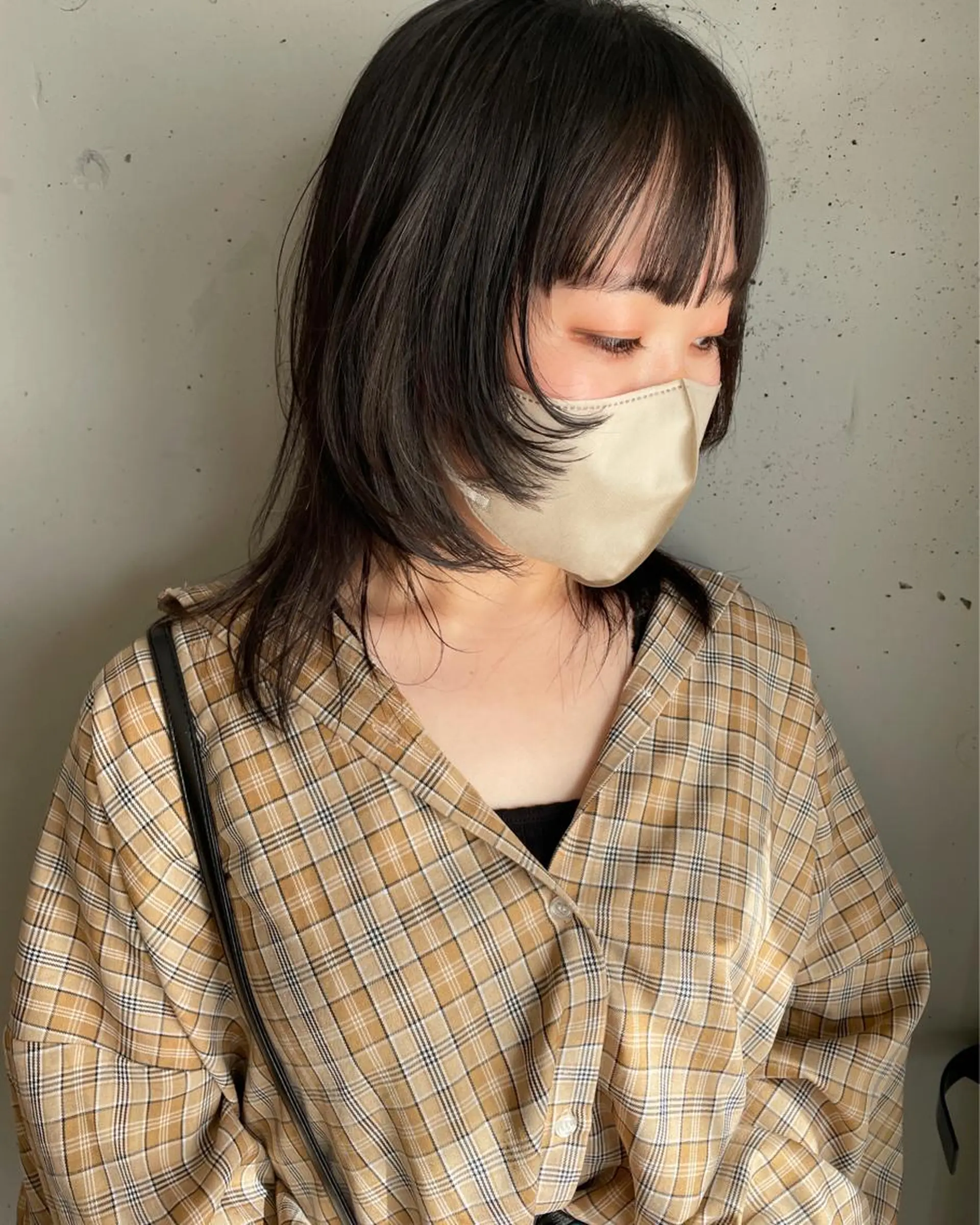 セミロング カラー ZOA classic hair所属・東 みのりのヘアスタイル