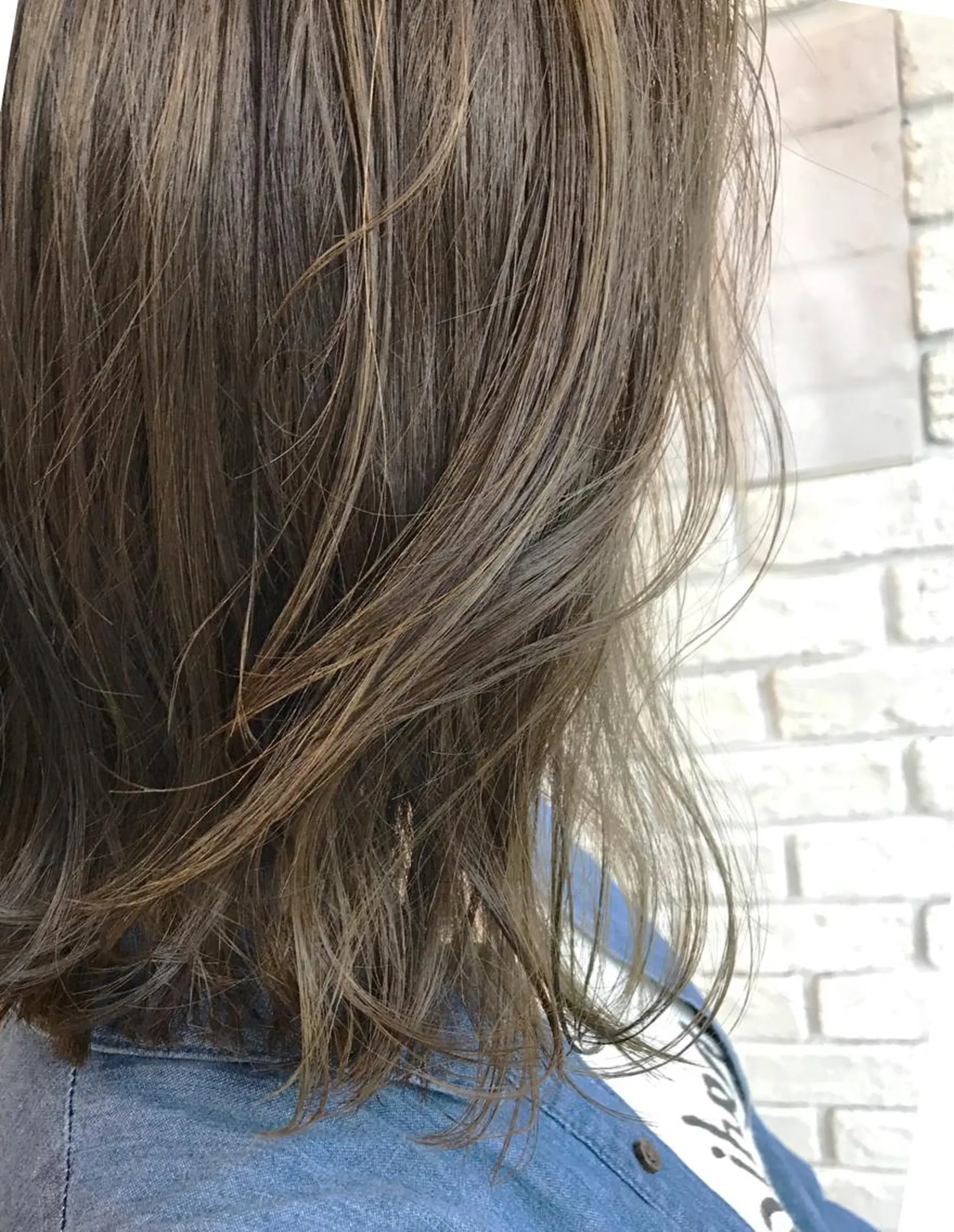 ミディアム カラー バレイヤージュ レイヤーカット カット ヘアカラー トリートメント 日比 貴大/ minim hairのヘアスタイル