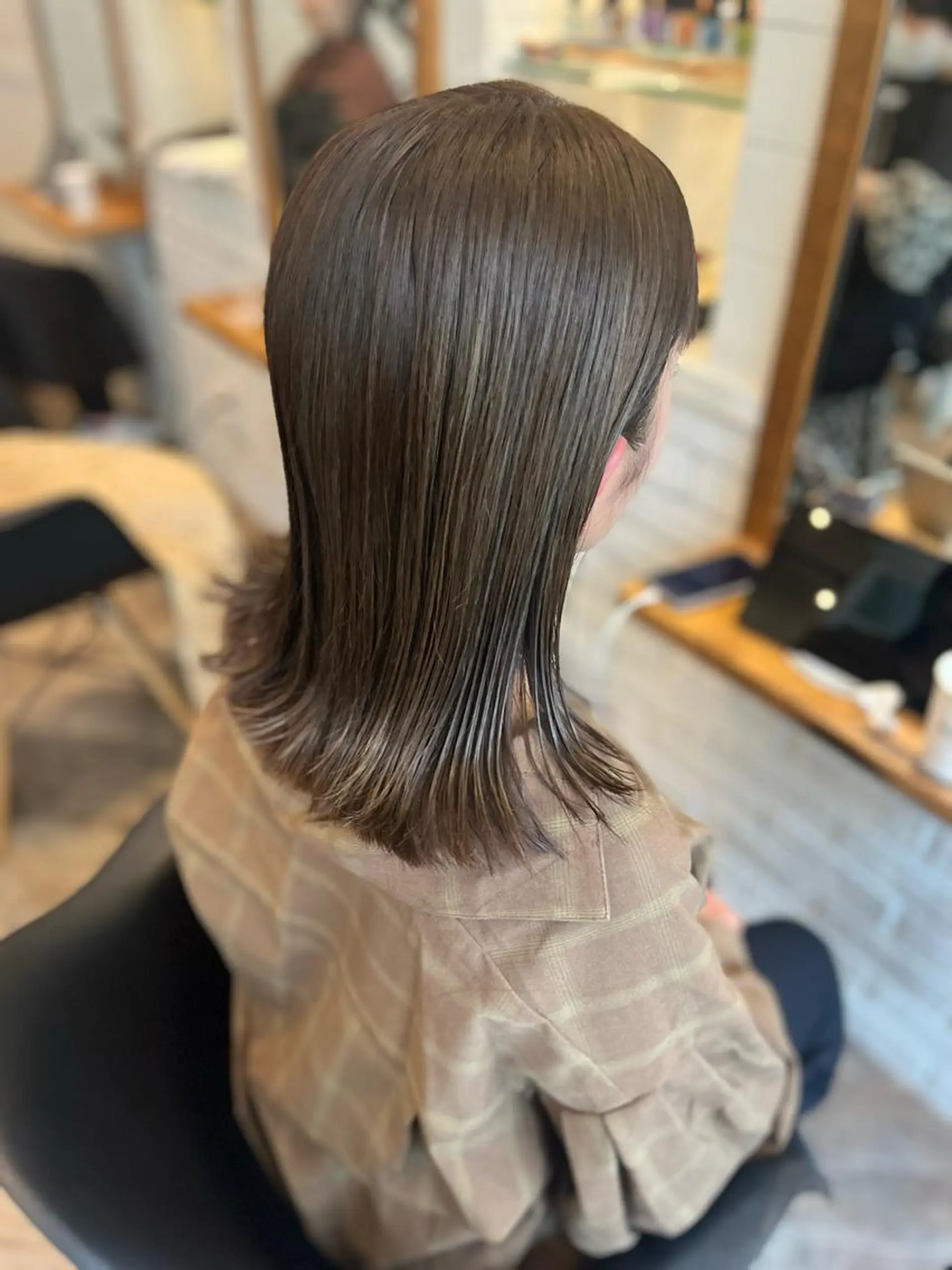 ミディアム カラー ヘアカラー ⭐️ アユミ⭐️のヘアスタイル